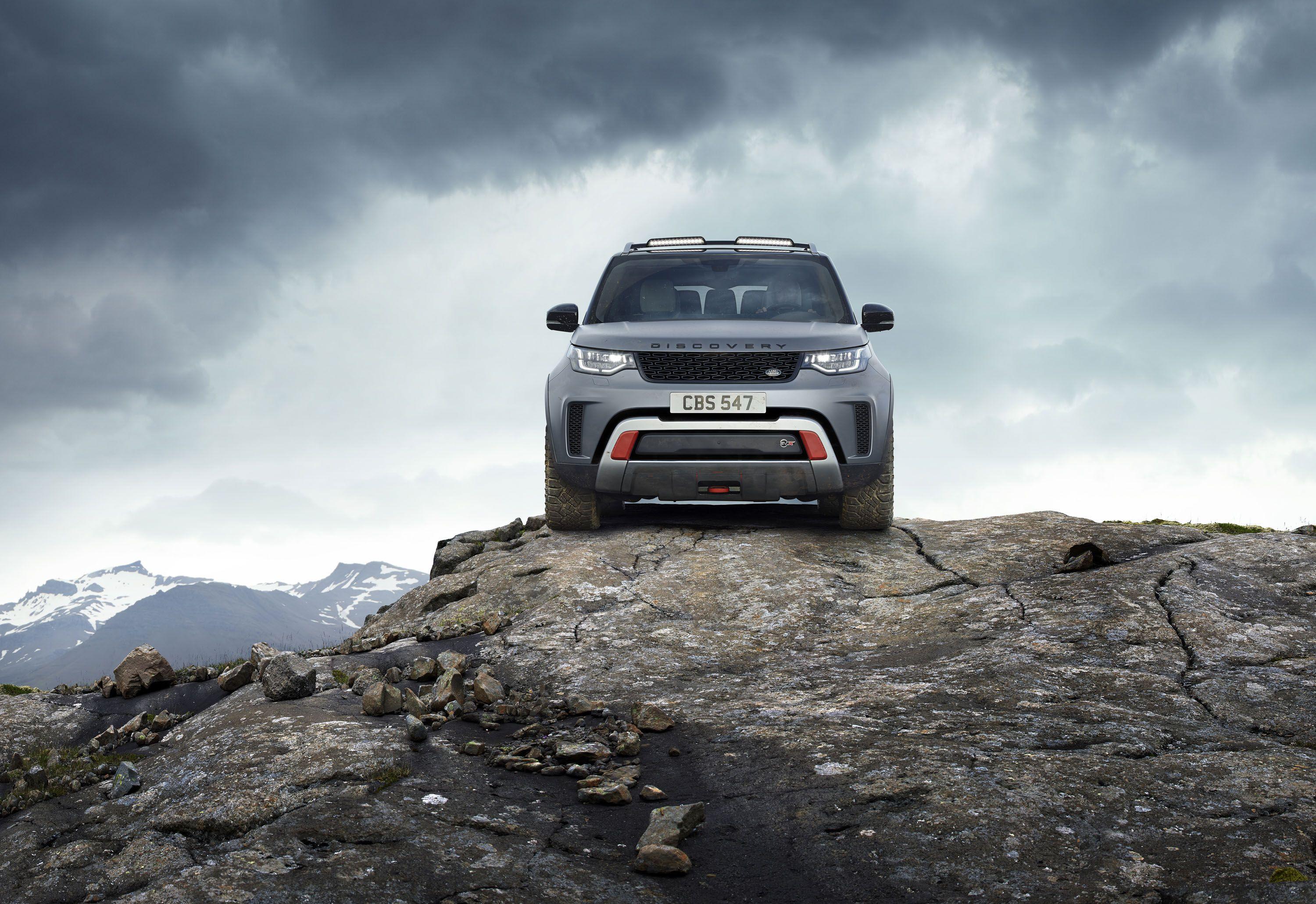3000x2061 Wallpaper Of The Day: 2018 Land Rover Discovery SVX