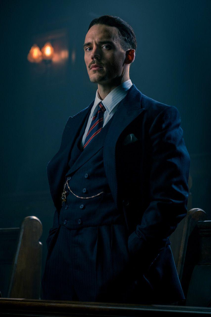 853x1280 Oswald Mosley