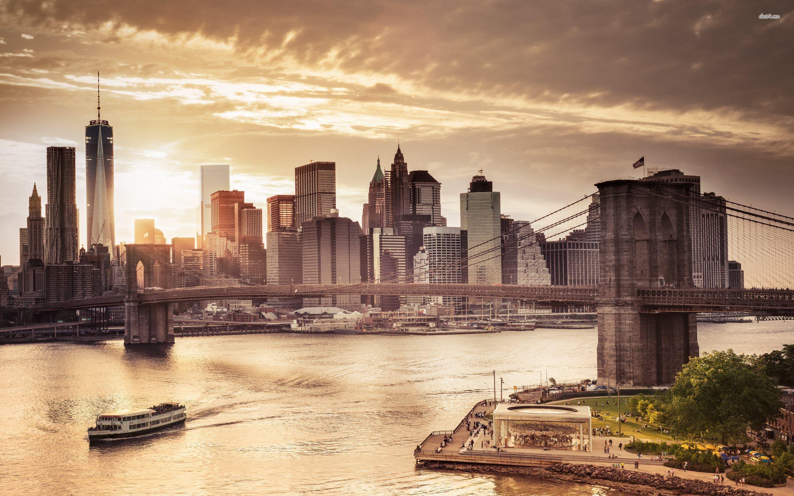 2560x1600 Amazing Sunset Sky Above Manhattan Wallpaper