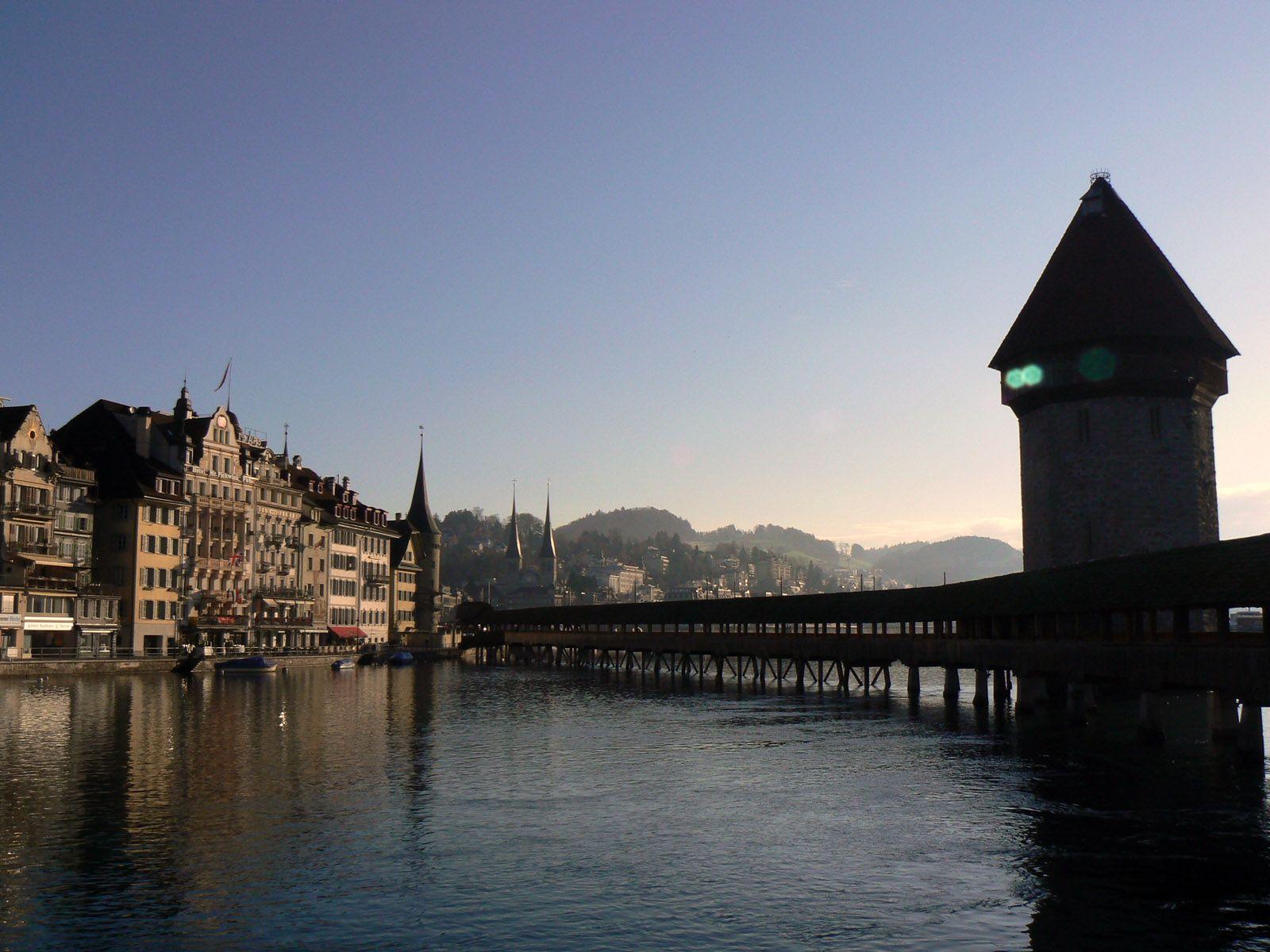 1600x1200 Amazing Architecture Around the World Wallpaper