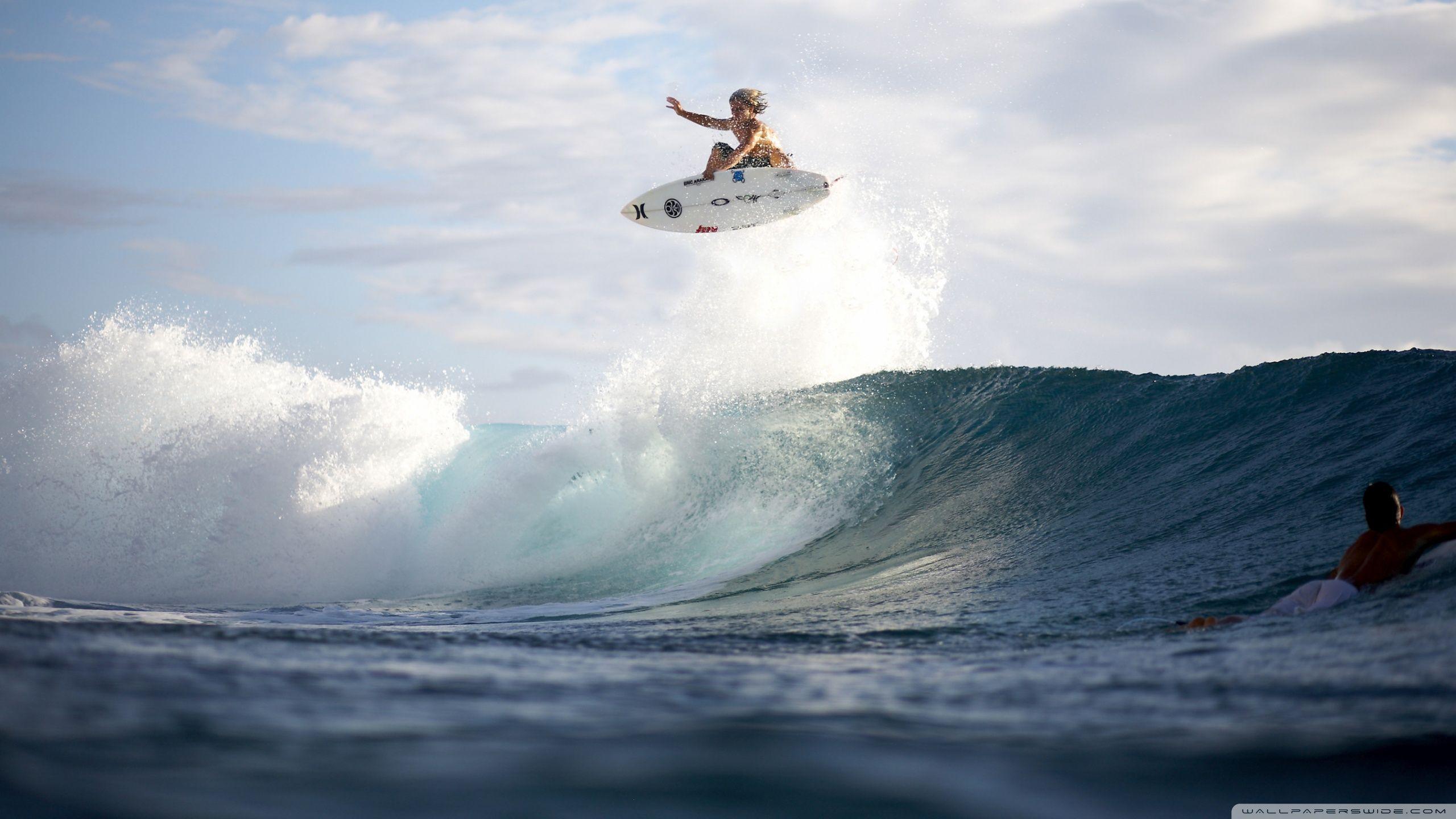 2560x1440 Extreme Surfing Ultra HD Desktop Background Wallpaper for 4K UHD