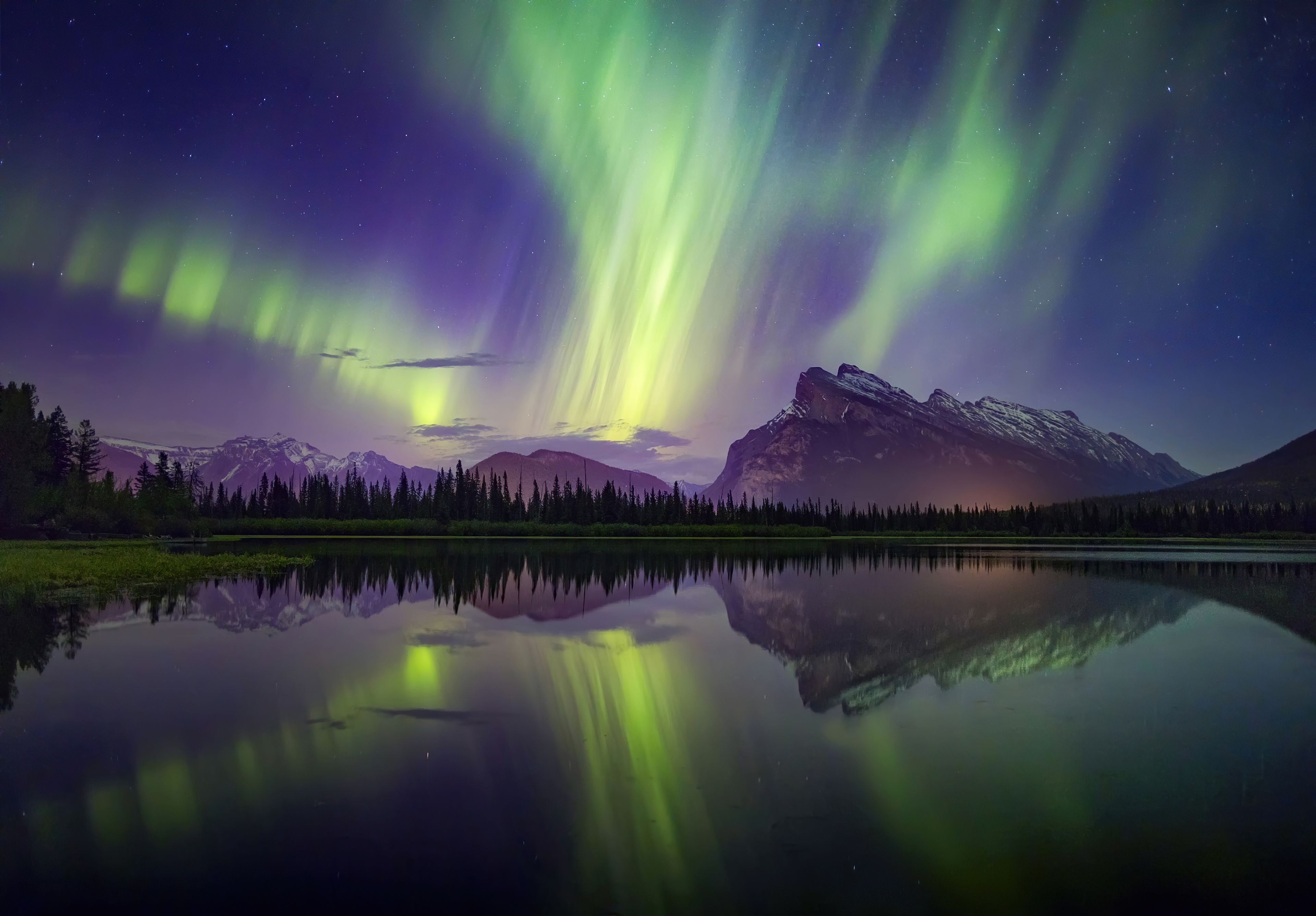 3840x2674 Aurora Borelais in forest next to lake and mountains Wallpaper 4k for Desktop