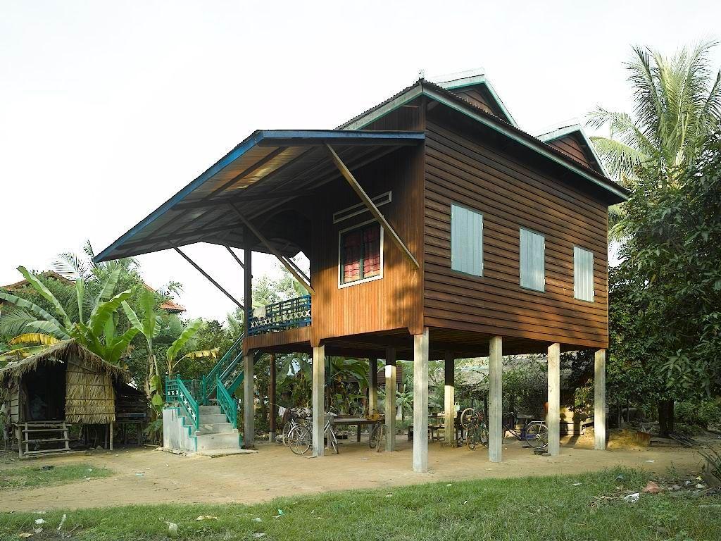 1024x768 INDOCHINA Modern Khmer house in Cambodia. REF Arch