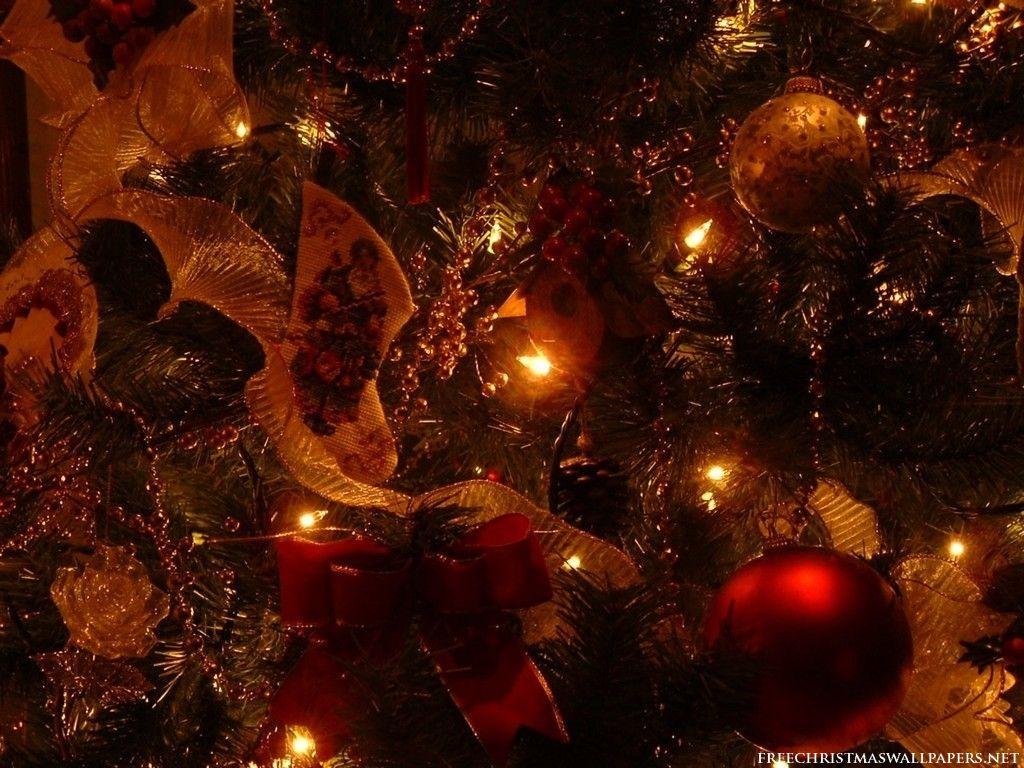1024x768 Free download Dark Christmas Ornaments Wallpaper Home Interior
