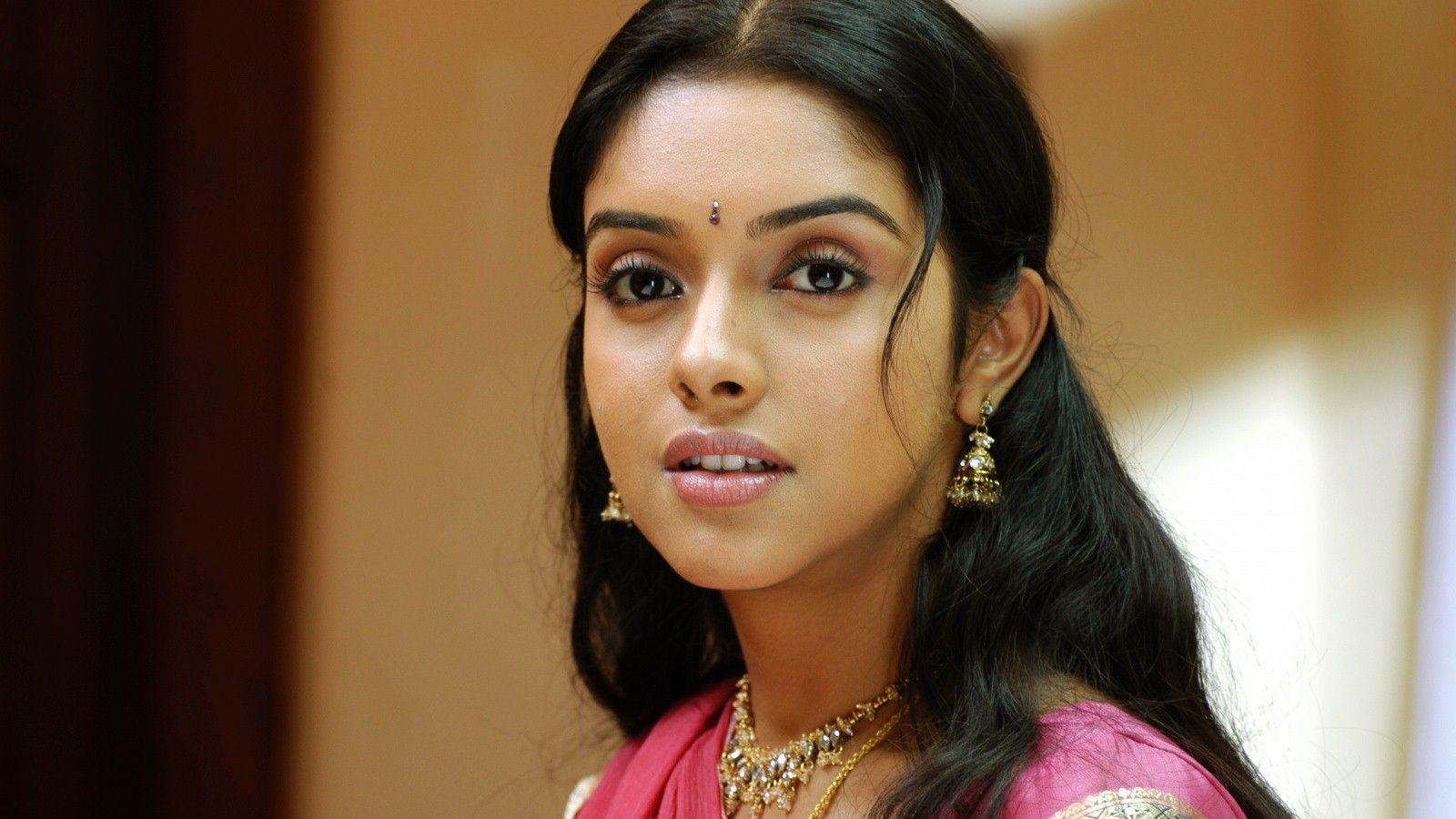 1600x900 Asin Wallpaper