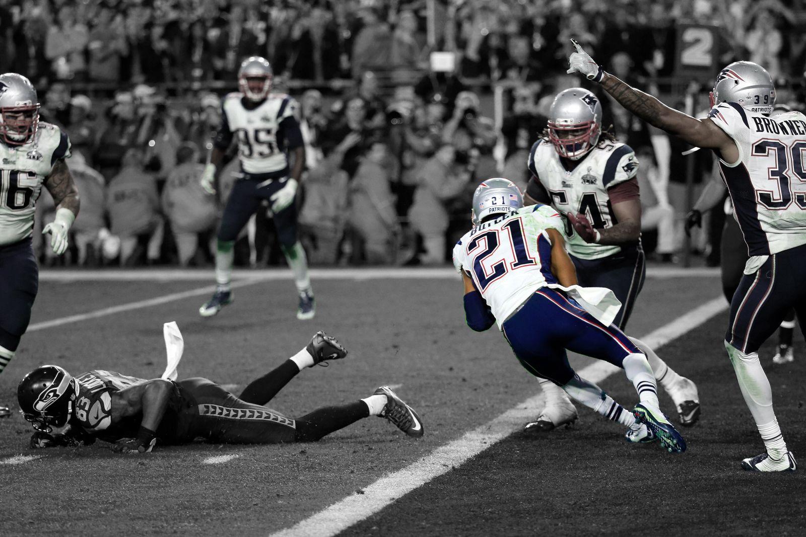 1600x1067 I made a wallpaper of The Interception, hope you guys like it