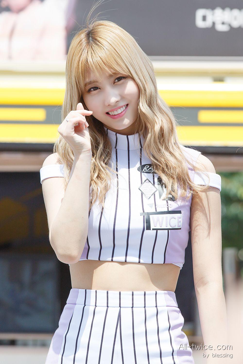 1000x1500 Hirai Momo Android IPhone Wallpaper KPOP Image