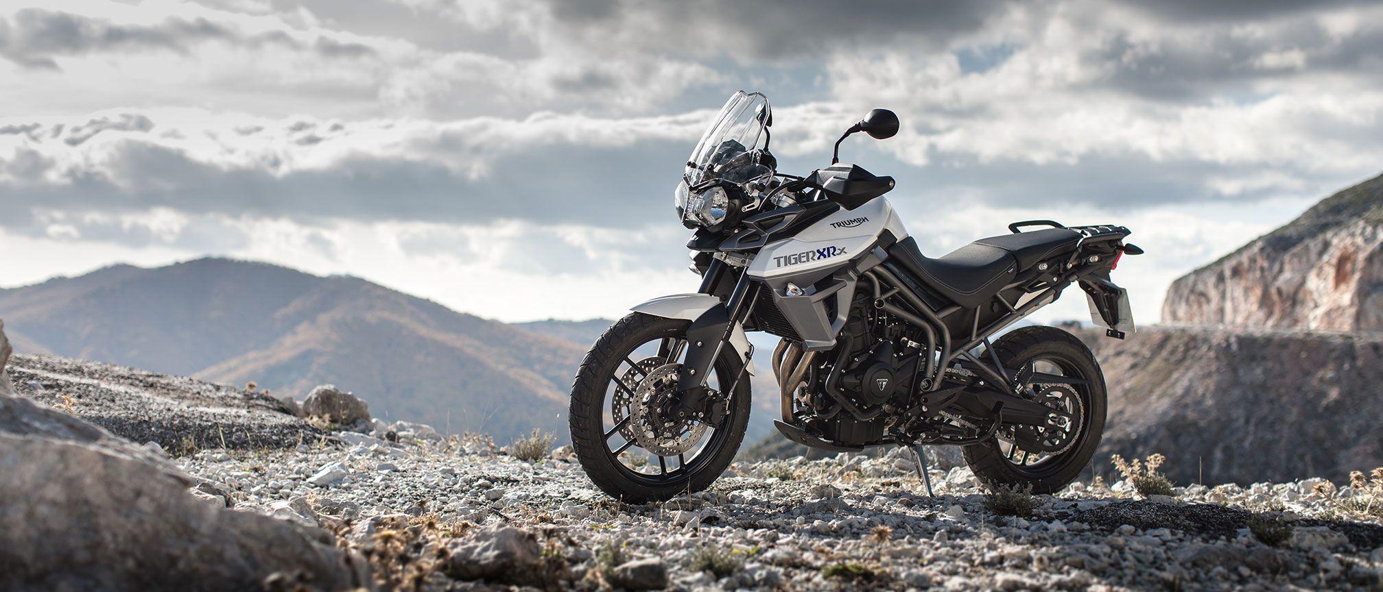 2016x864 Triumph Tiger 800 XR Wallpaper