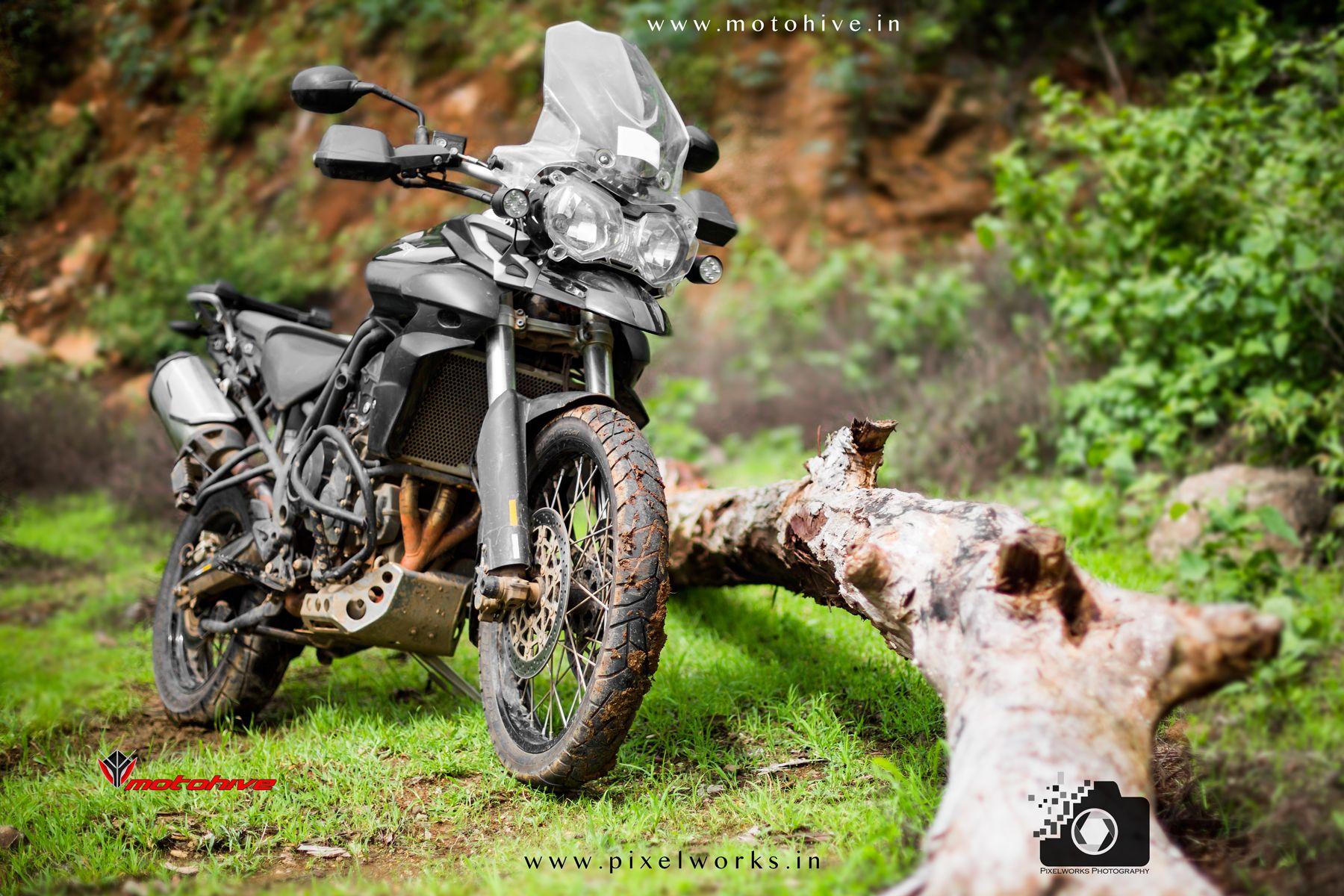1800x1200 Triumph Tiger 800XC High Resolution Wallpaper