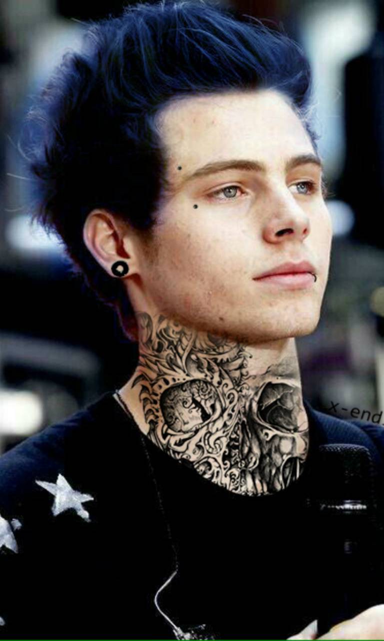 768x1280 Punk Luke Hemmings wallpaper