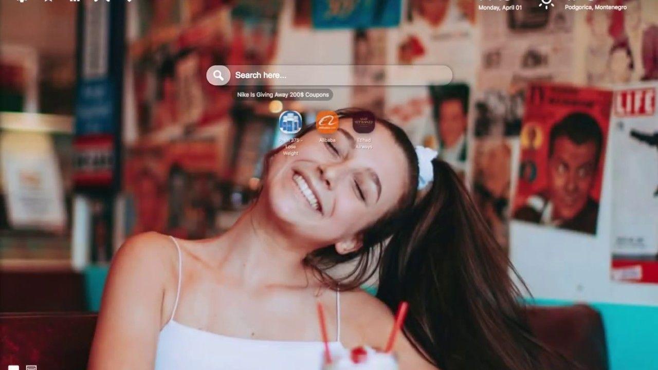 1280x720 Emma Chamberlain Wallpaper & Emma Merch Theme