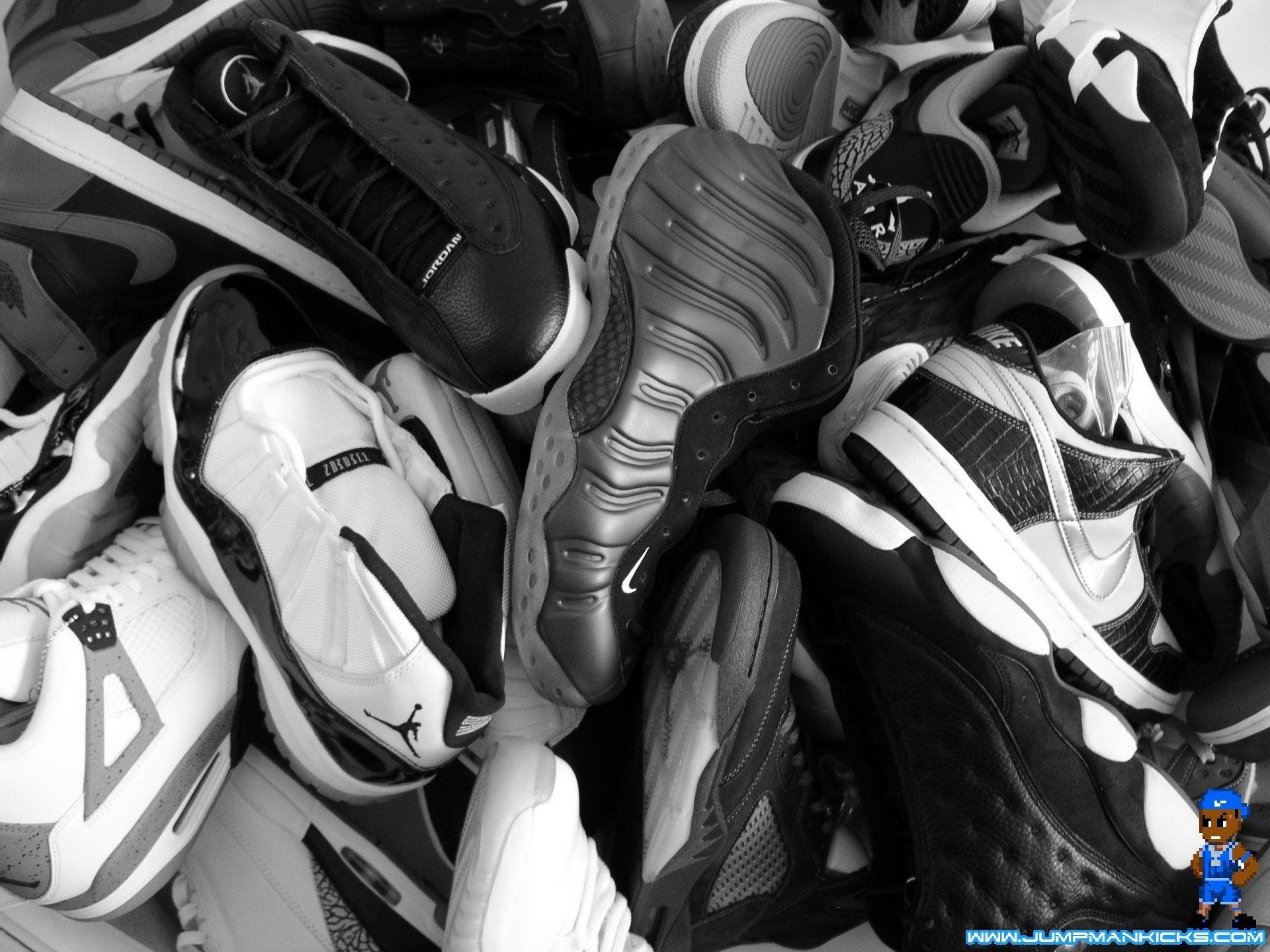 1920x1440 sneakerhead. What's on your feet?