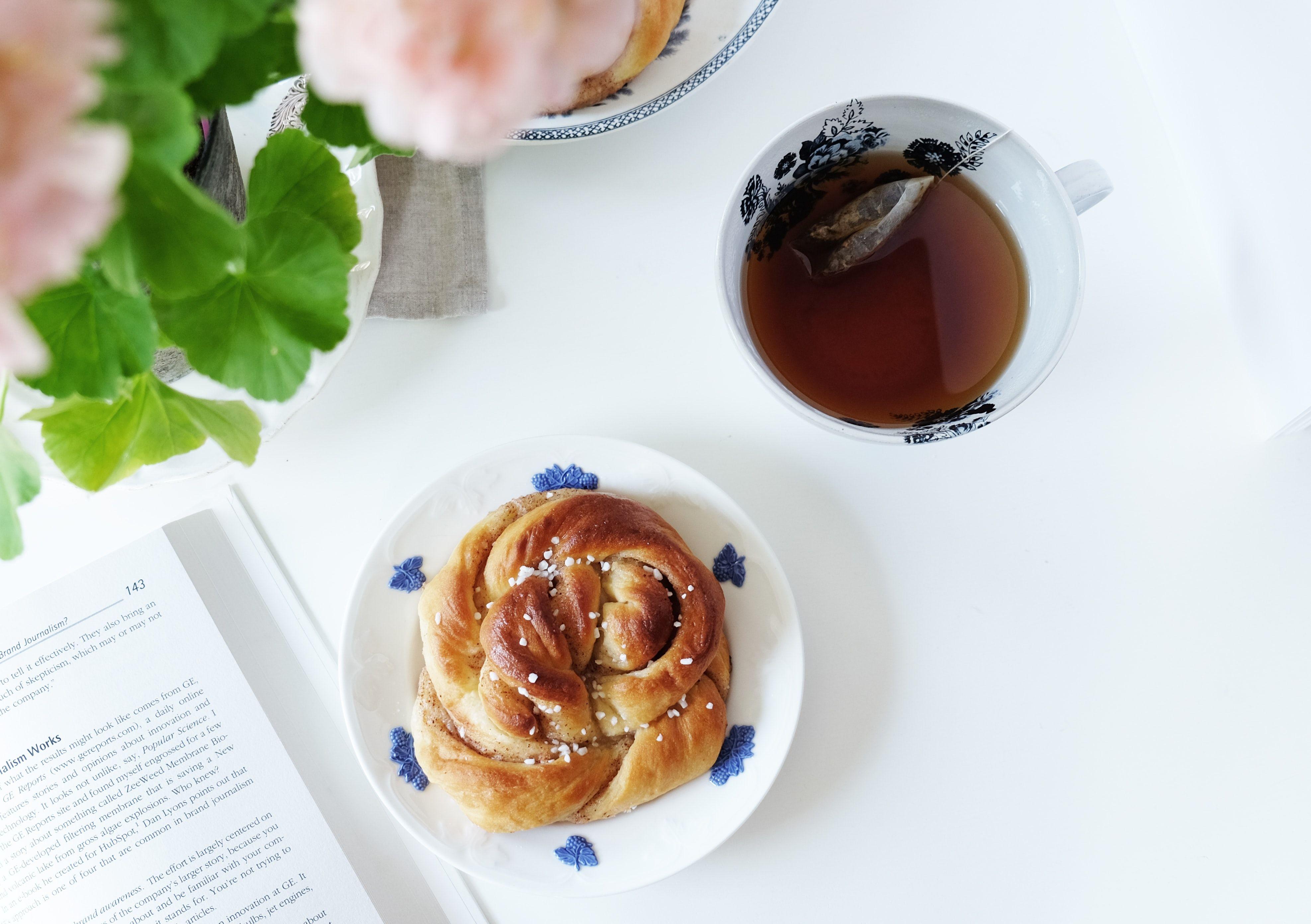 3948x2784 Cinnamon Bun Picture. Download Free Image
