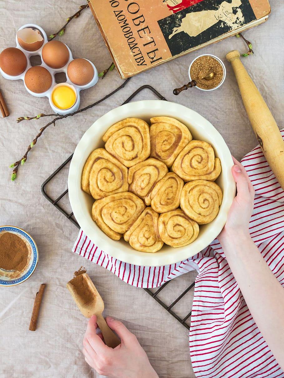 Cinnamon Roll Wallpapers - Top Free Cinnamon Roll Backgrounds