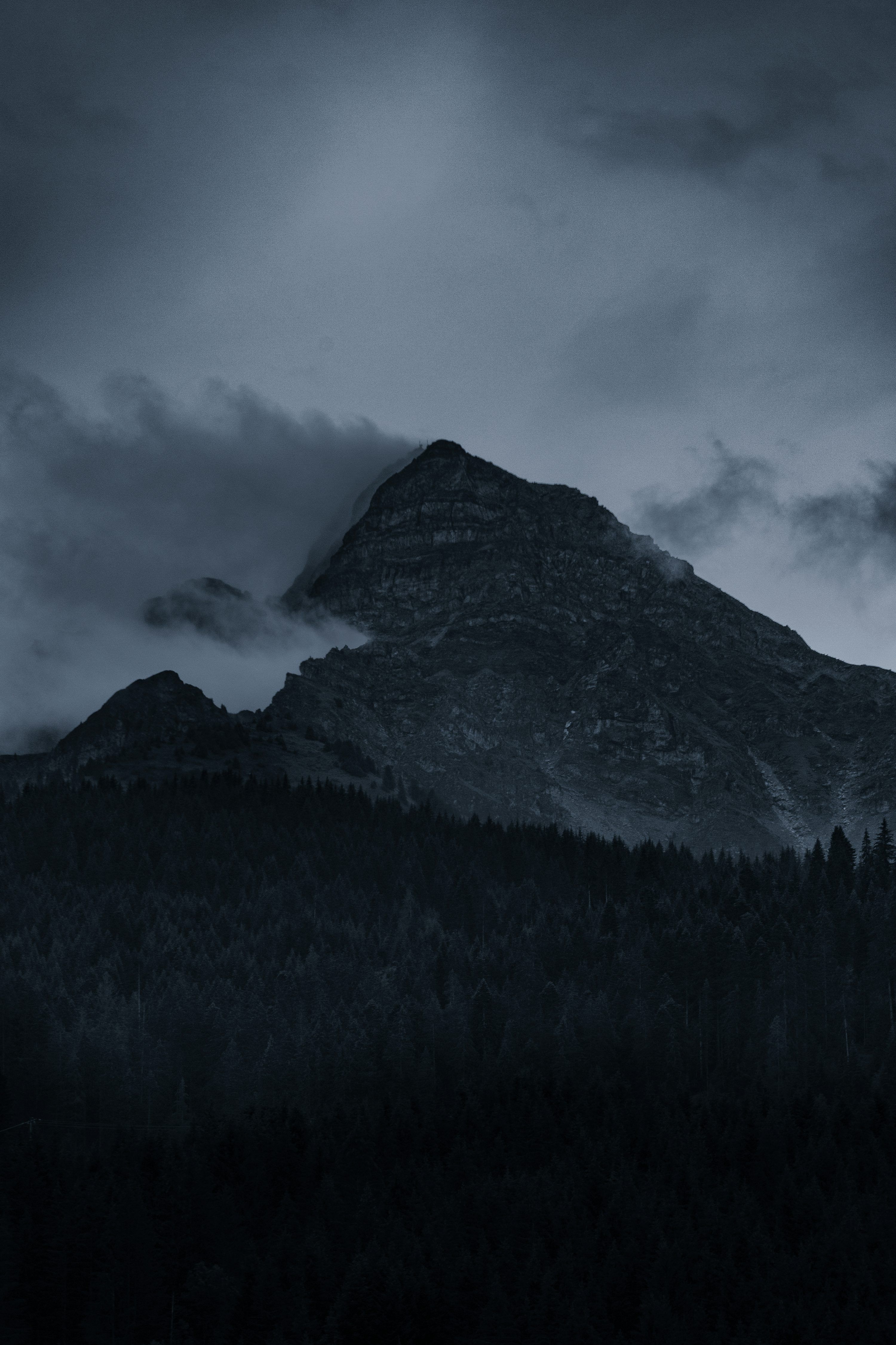 3000x4500 Ambient Picture. Download Free Image