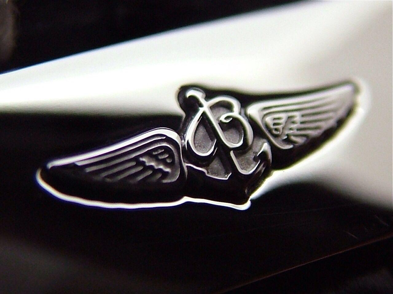 1280x960 Breitling logo, Cockpit Lady clasp. Image- finest hour vintage