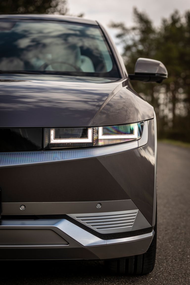 768x1152 Hyundai Ioniq 5 quality free high resolution car image, picture and photo