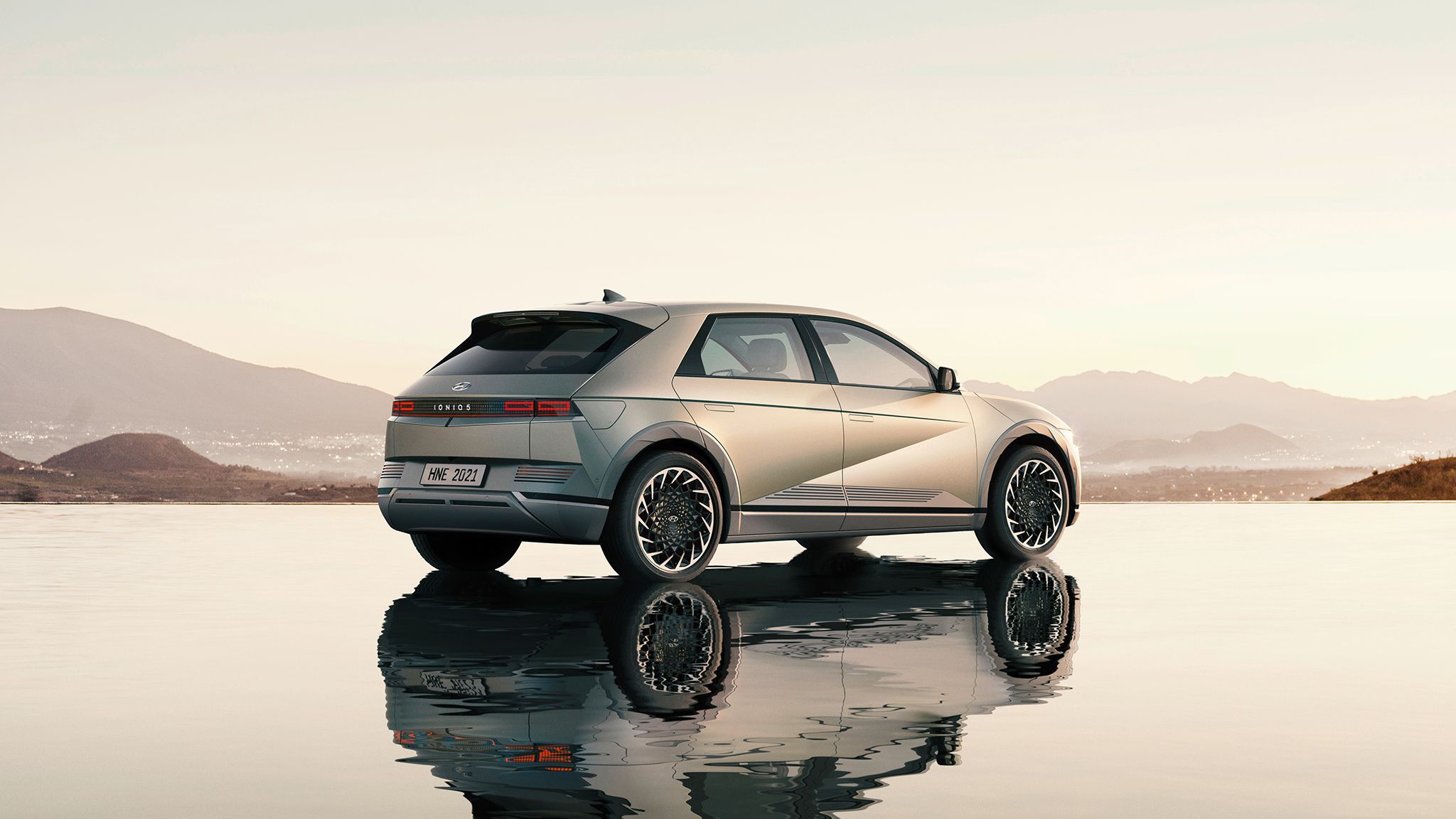 2048x1152 Hyundai Ioniq 5 Ushers in a New Era of Electric SUV