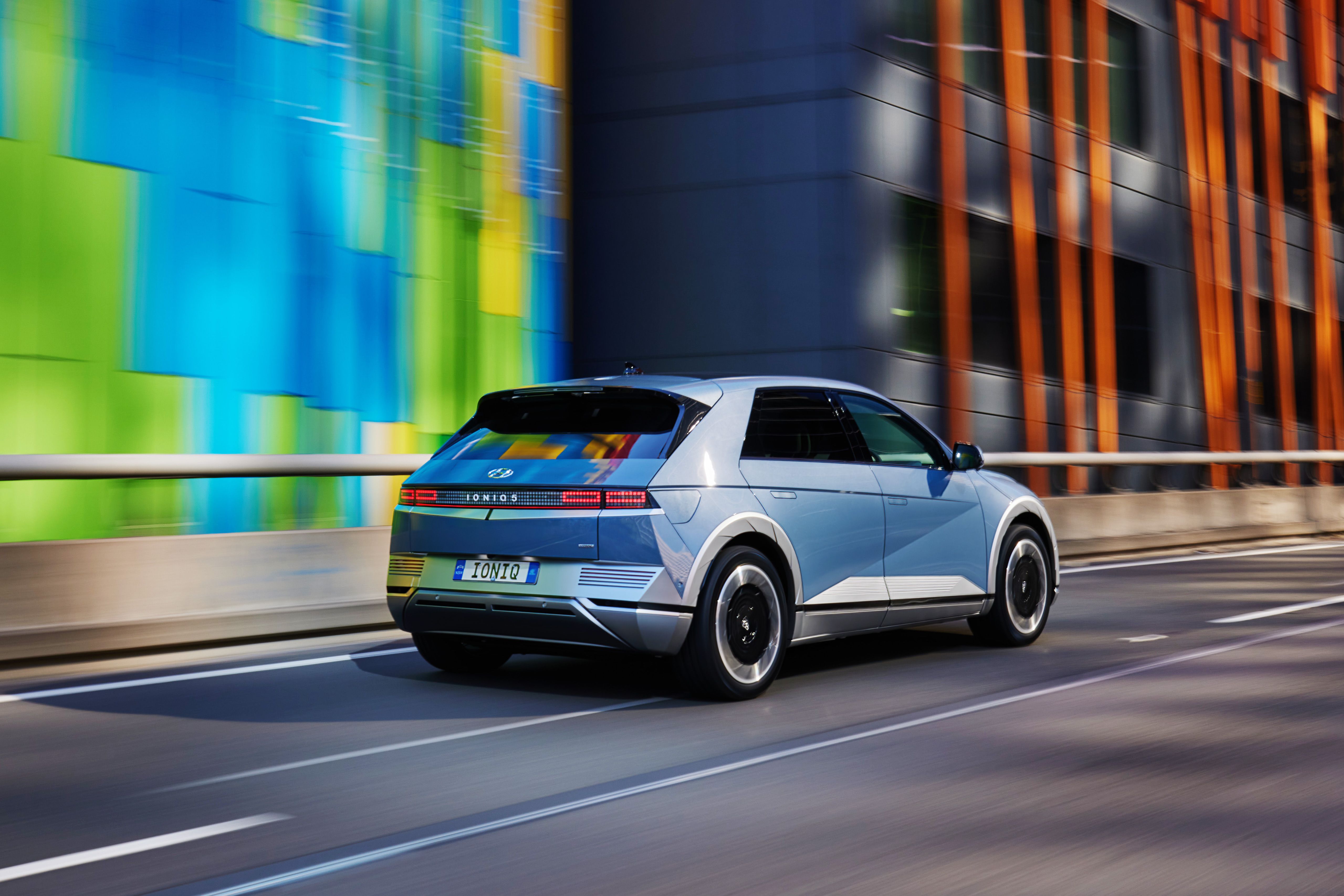 5119x3414 Download SUV Vehicle Hyundai IONIQ 5 4k Ultra HD Wallpaper