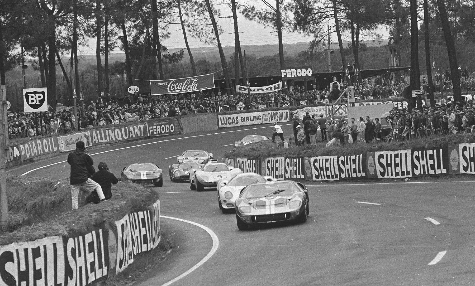 1800x1085 Ford Gt Le Mans Wallpaperx1085