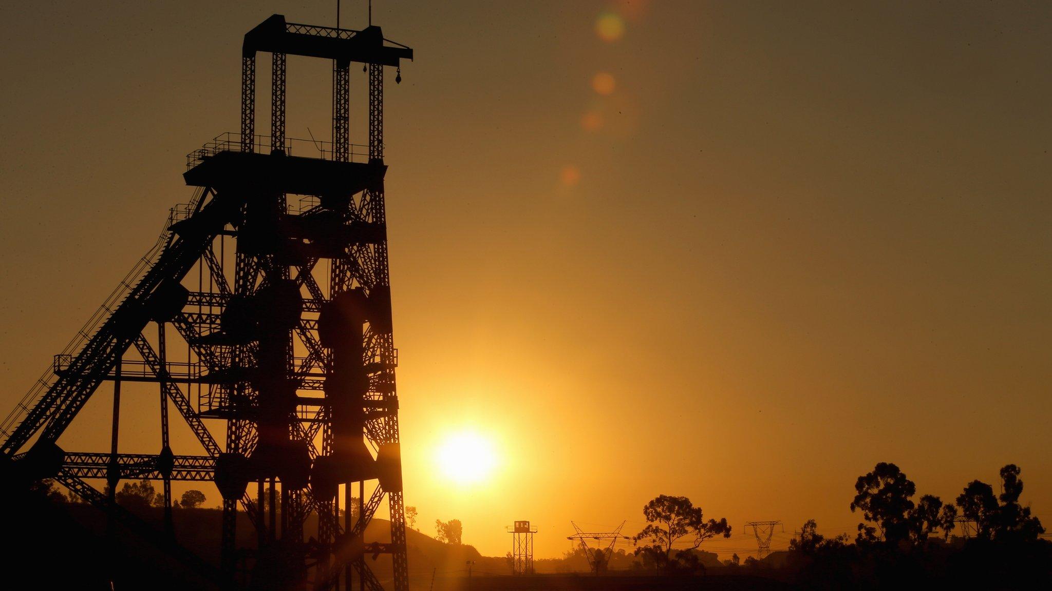 2048x1152 South Africa gold miners die after earthquake strikes