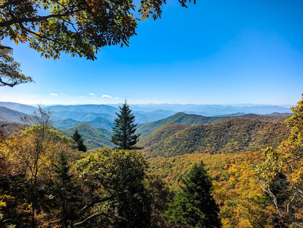 1024x771 of the most beautiful overlooks on the Blue Ridge Parkway