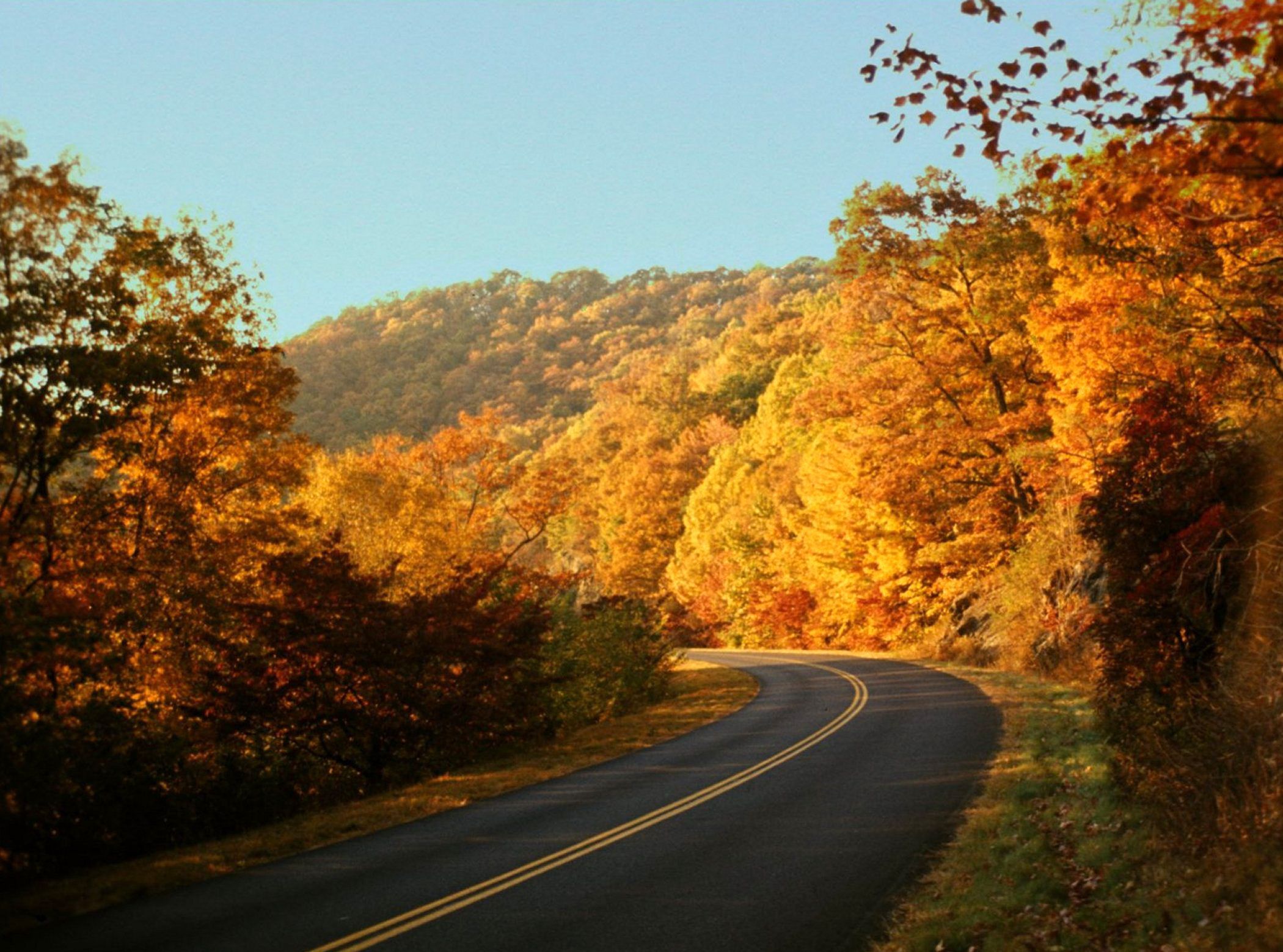 2100x1559 Blue Ridge Parkway