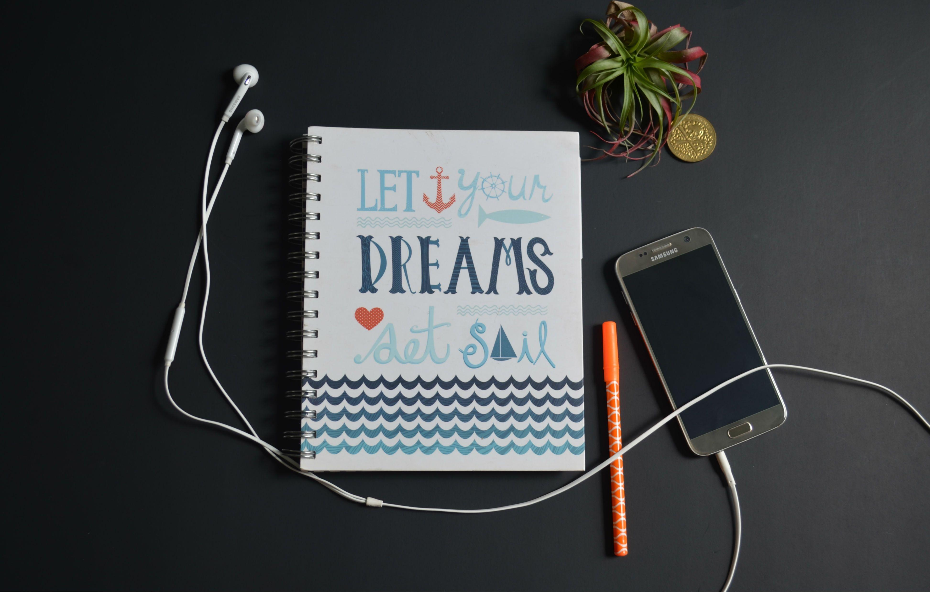 3889x2478 3889x2478 #table, #coin, #phone, #dream, #headphone