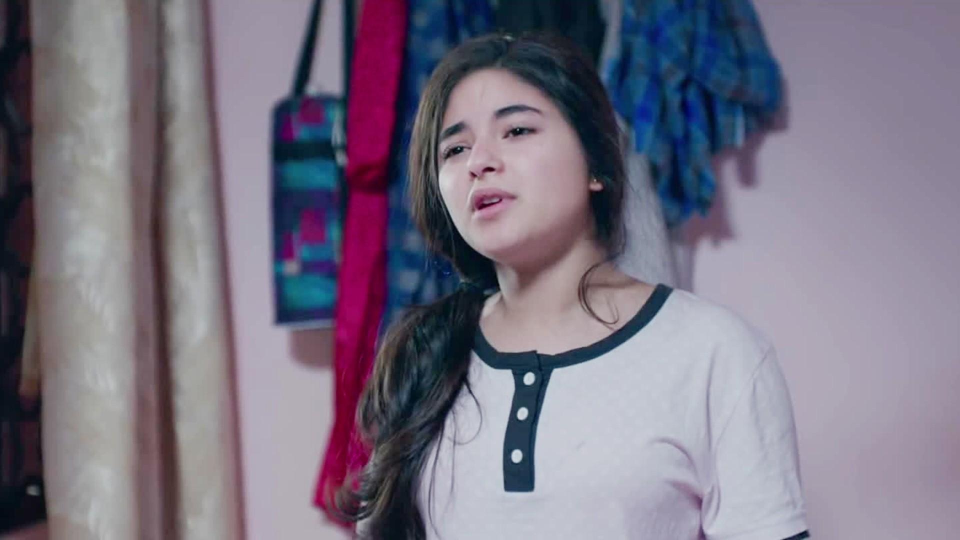 1920x1080 Zaira Wasim Wallpaper