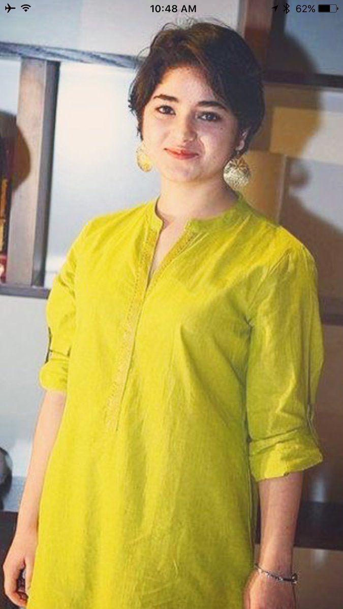 675x1200 Zaira Wasim FC so adorable