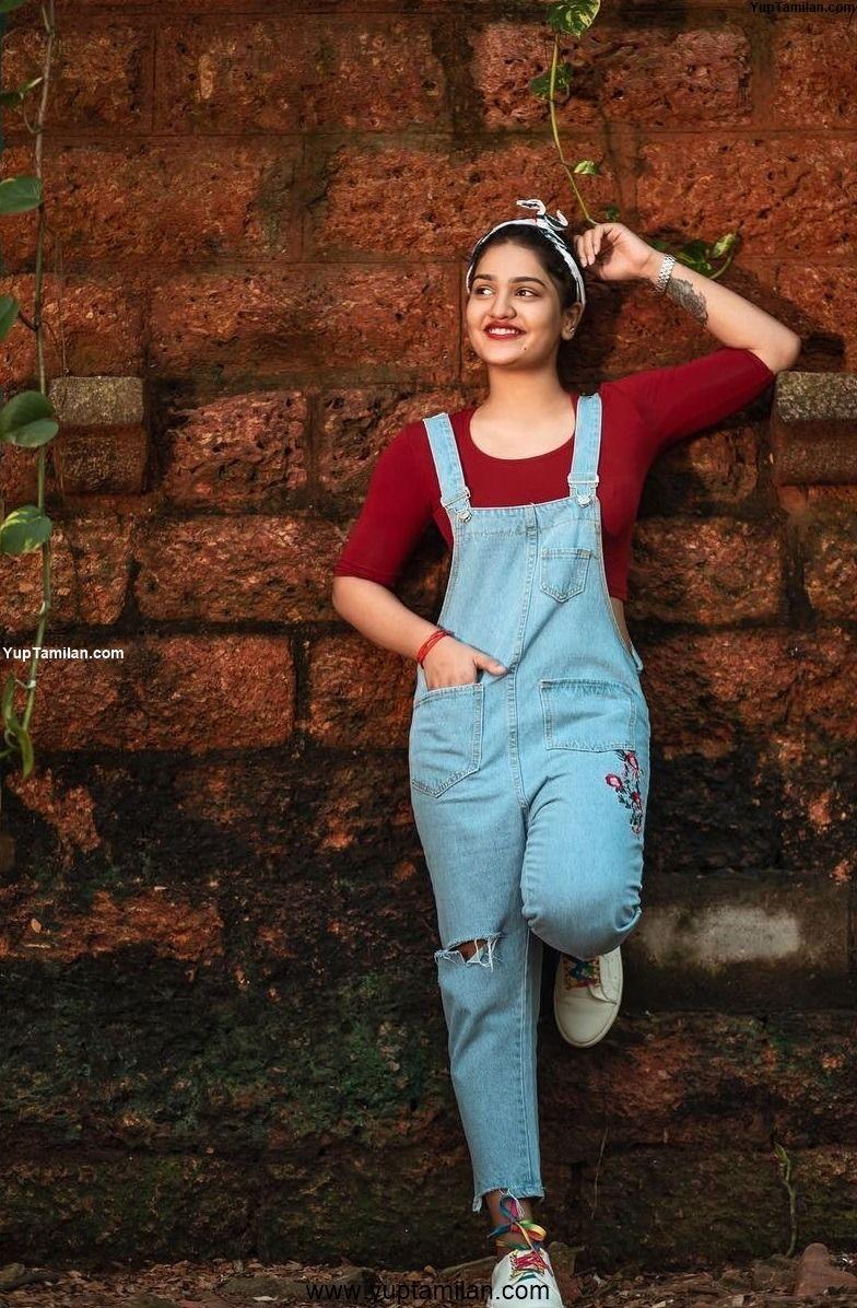 784x1196 Saniya Iyappan Sensuous Photo And Picture Hot Stills