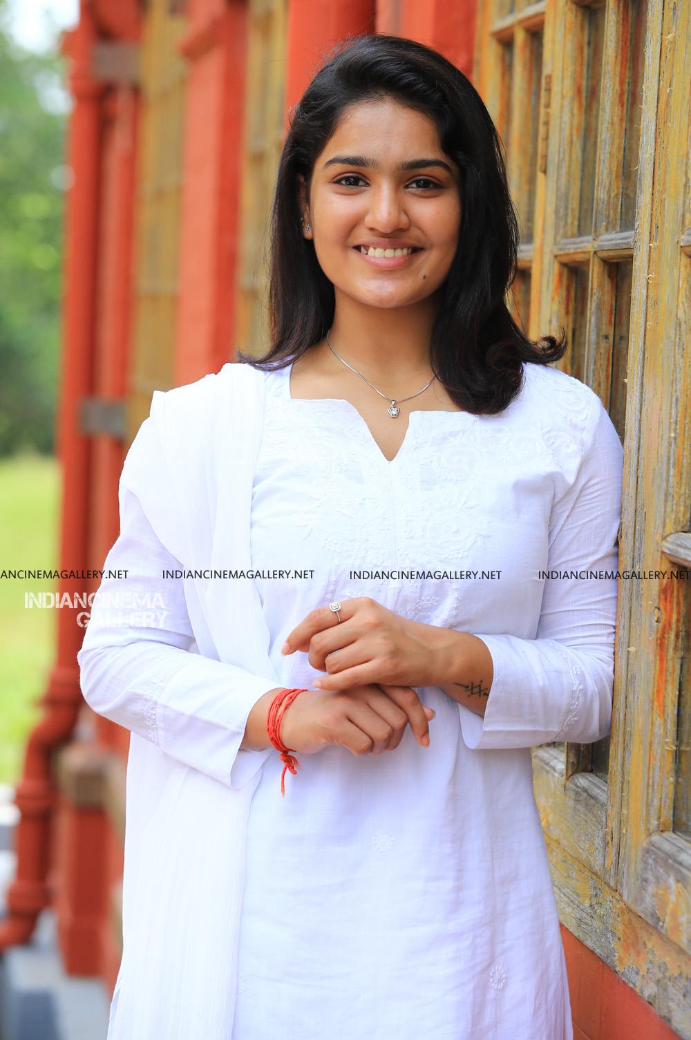 1000x1505 Saniya Iyyappan In Lucifer Movie 4