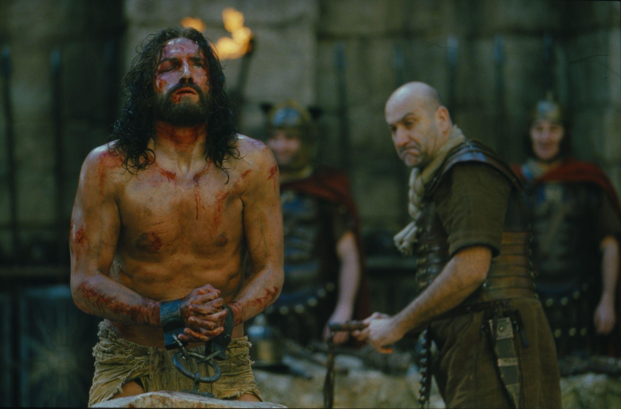 2048x1349 The Passion of the Christ (2004)