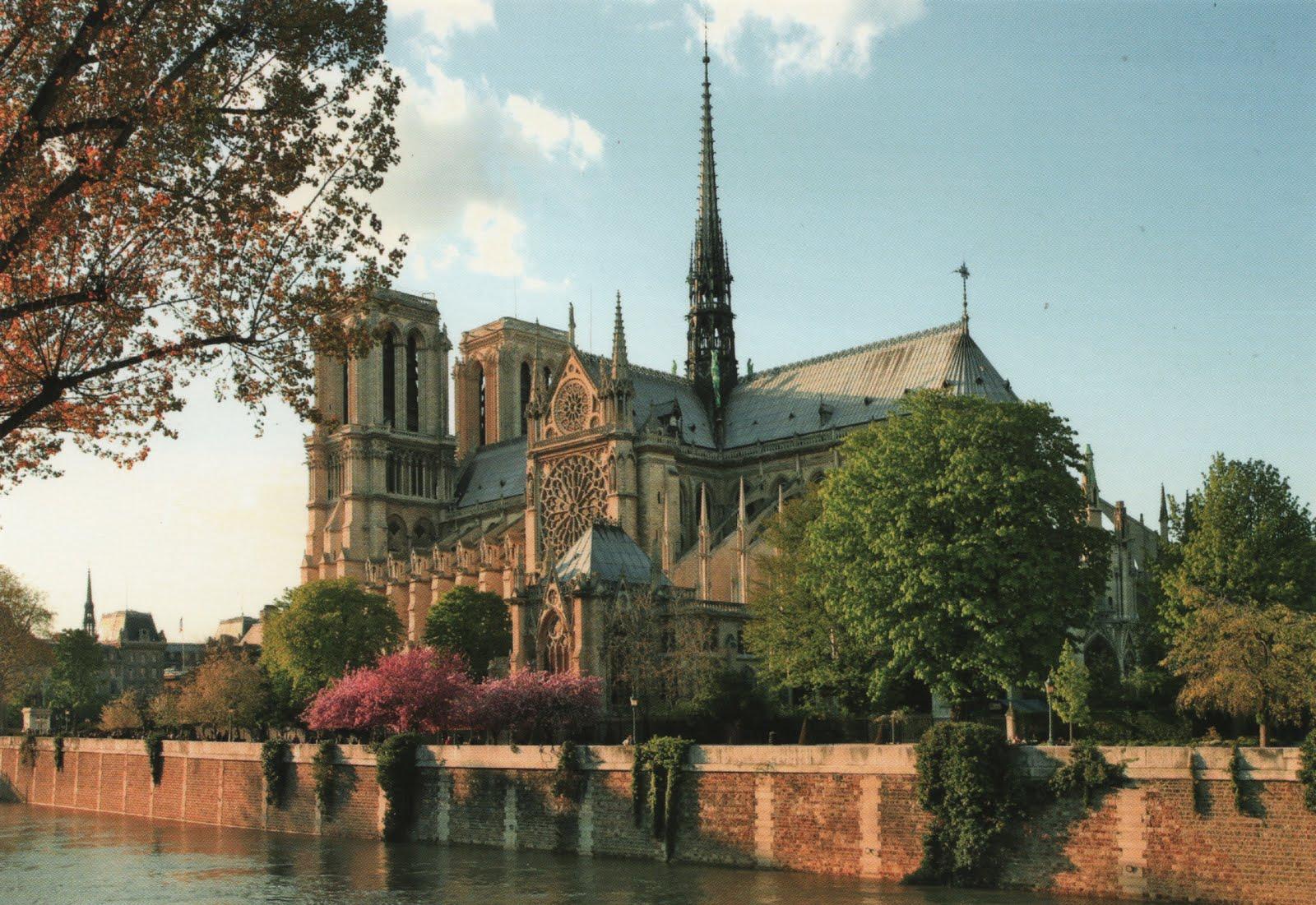 1600x1101 Historical Wallpaper: Notre Dame Cathedral Cathédrale Notre Dame