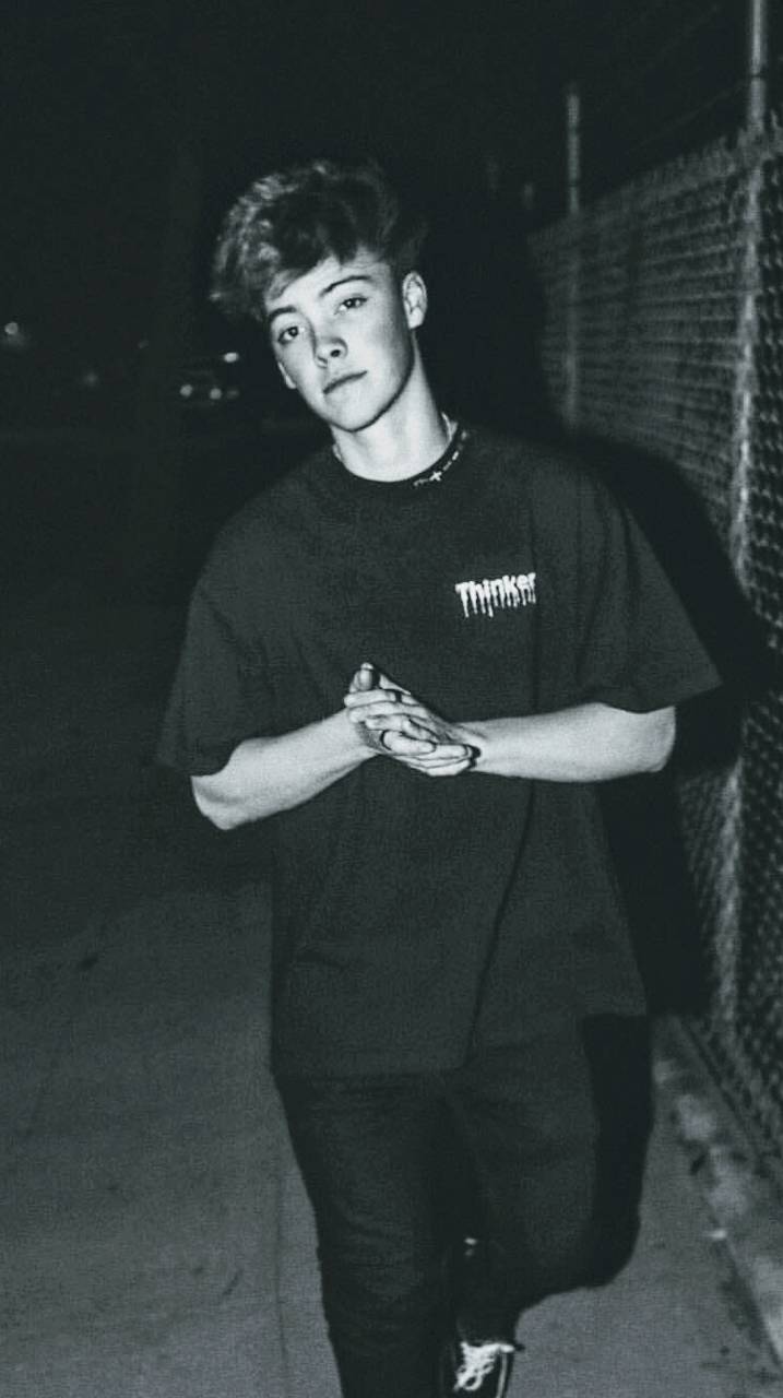 717x1280 Zach Herron wallpaper