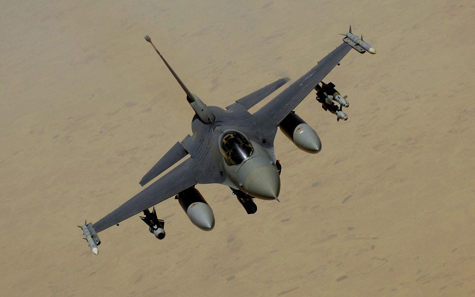 1600x1000 Wallpaper: General Dynamics F 16 Fighting Falcon