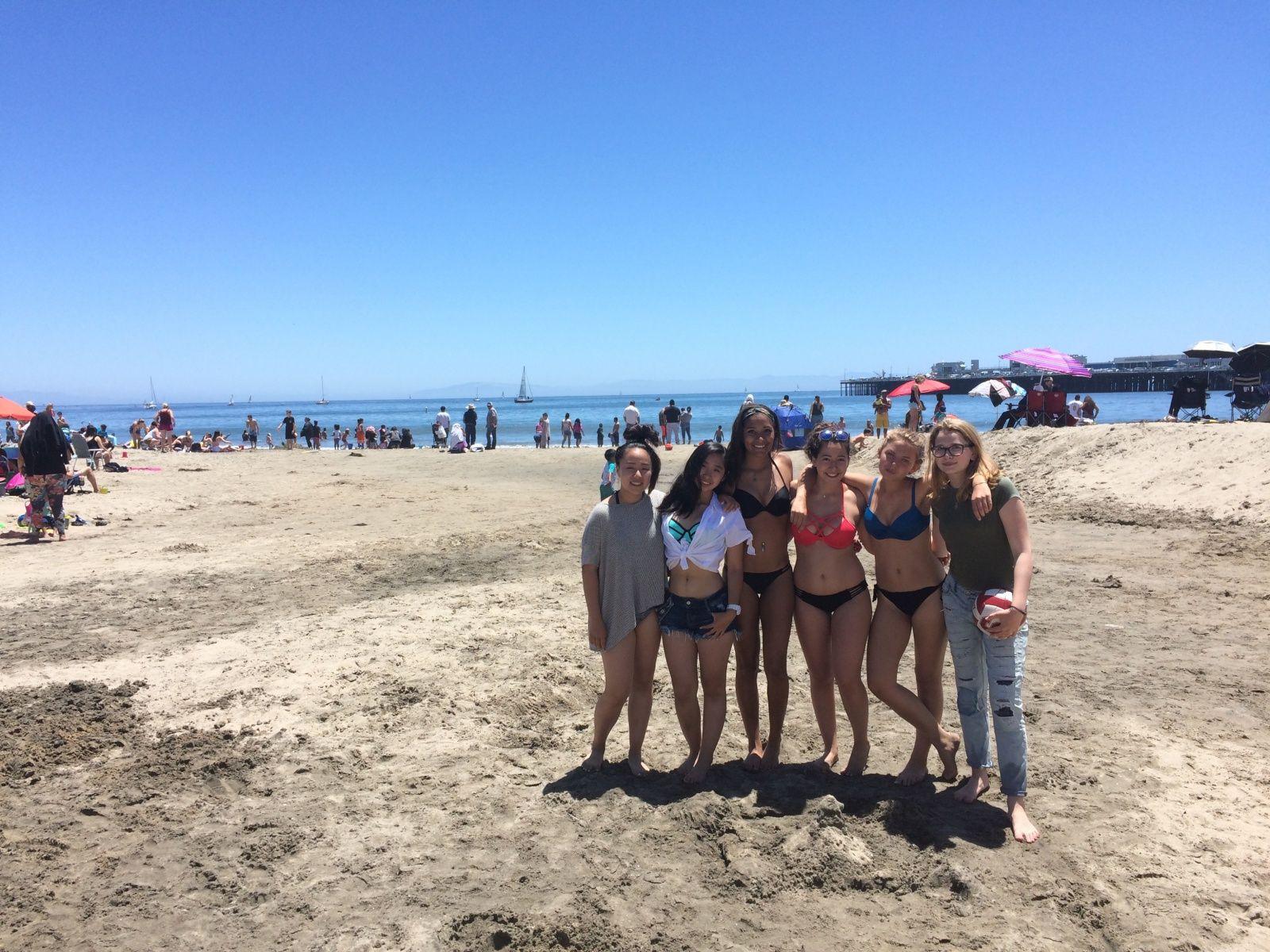1600x1200 Santa Cruz Beach Day!