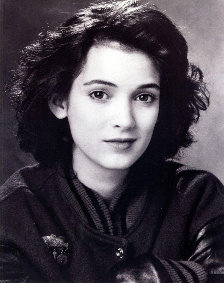 948x1200 Winona Ryder wallpaper