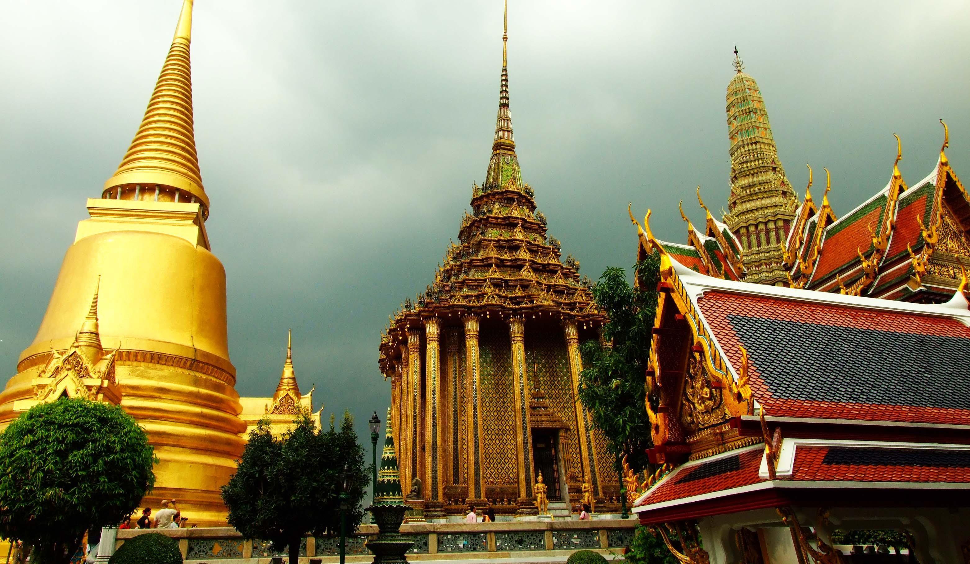 3125x1818 Thai Temple Wallpaper for Android