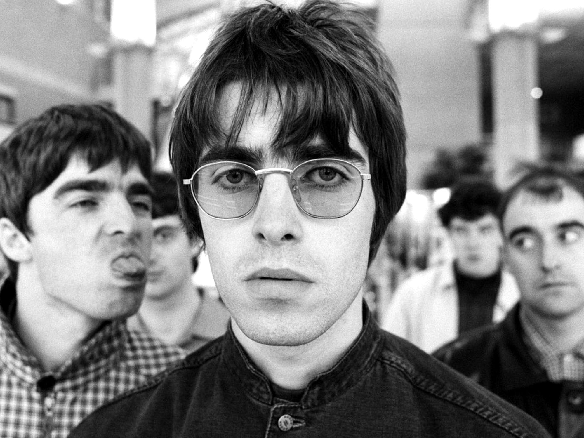 2000x1500 Oasis Download Oasis Desktop Wallpaper Black And White