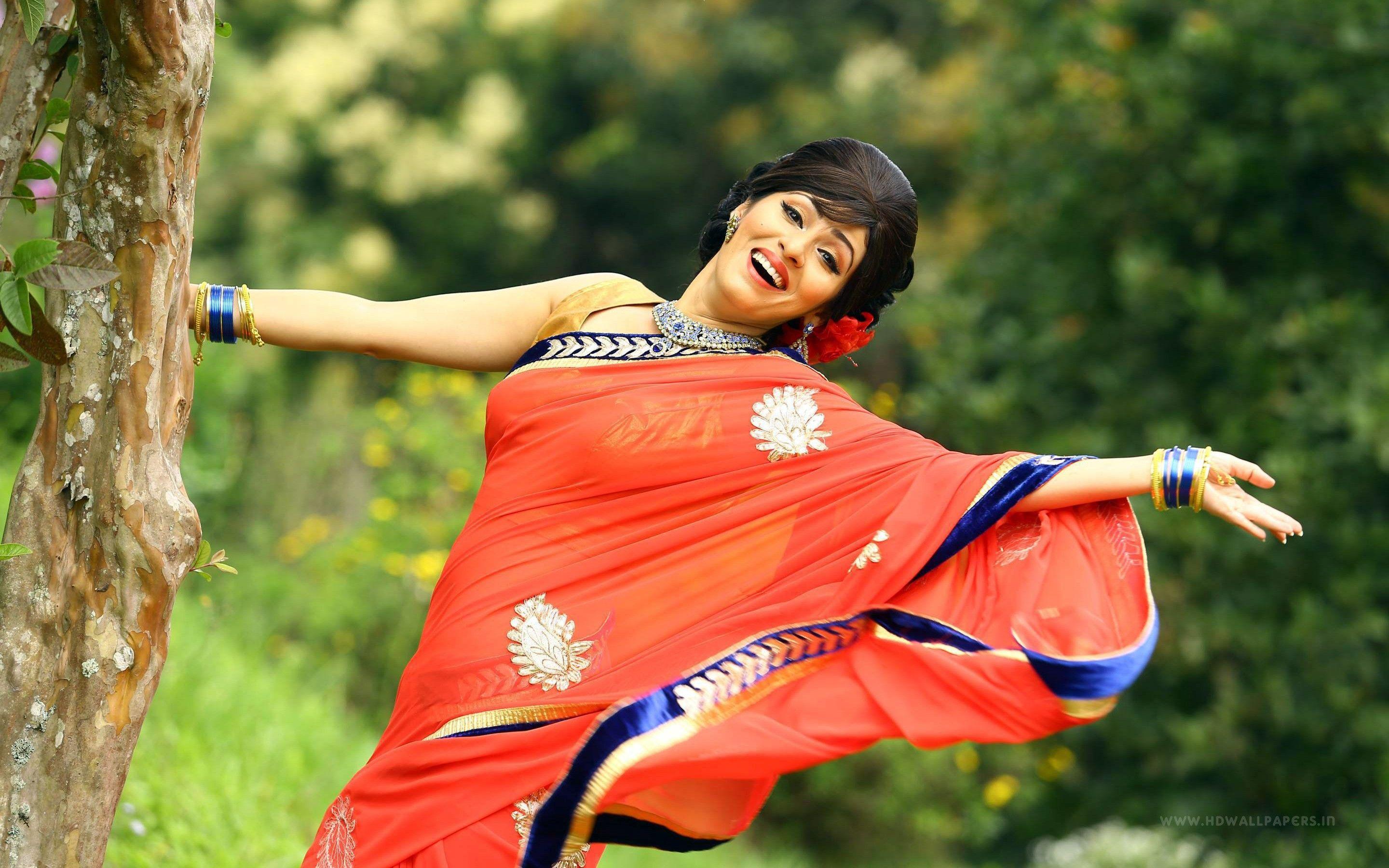 2880x1800 Sada Eli Tamil Movie Wallpaper