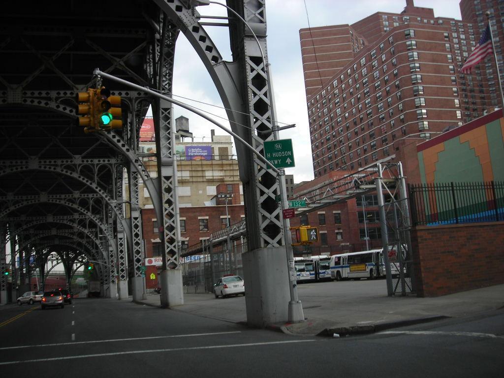 1024x768 Free download 25 Harlem New York Wallpaper