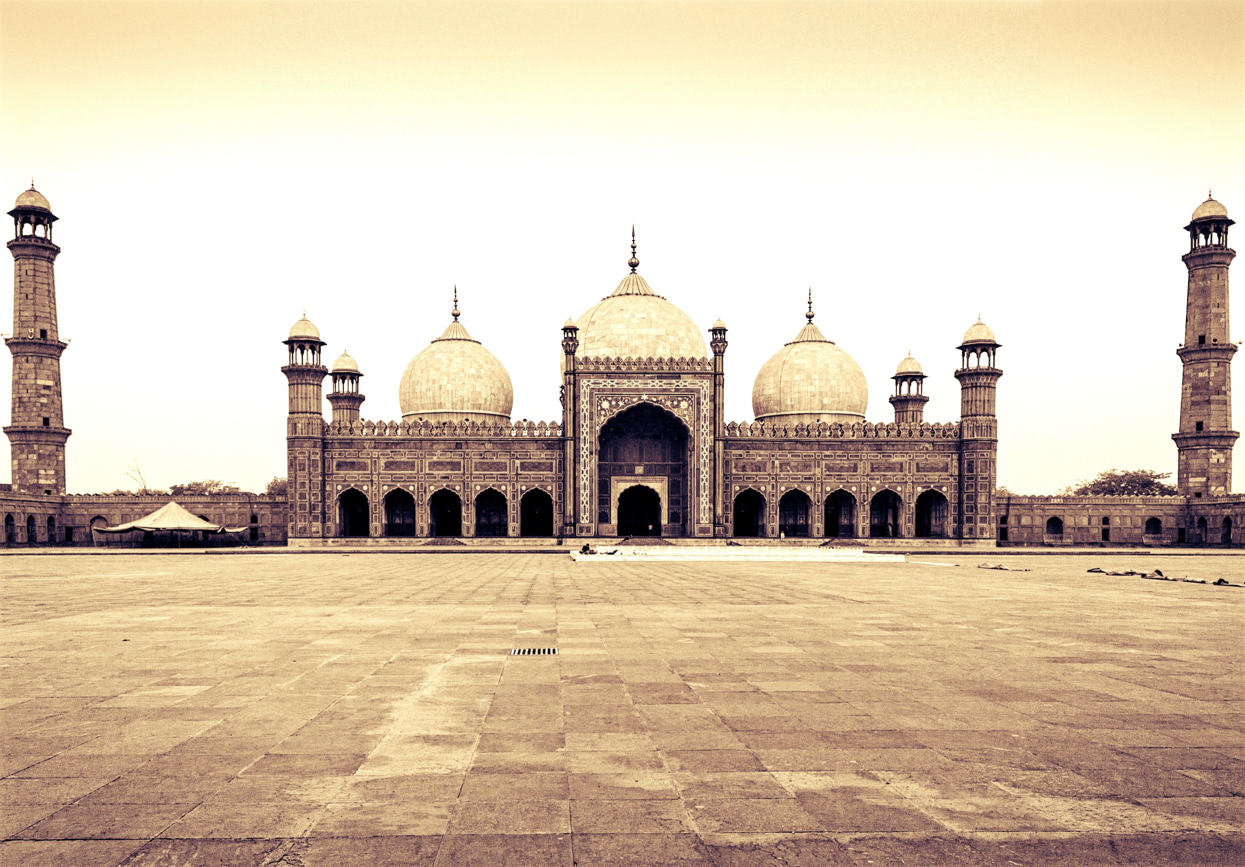 4900x3412 Free of islam, Lahore, pakistan