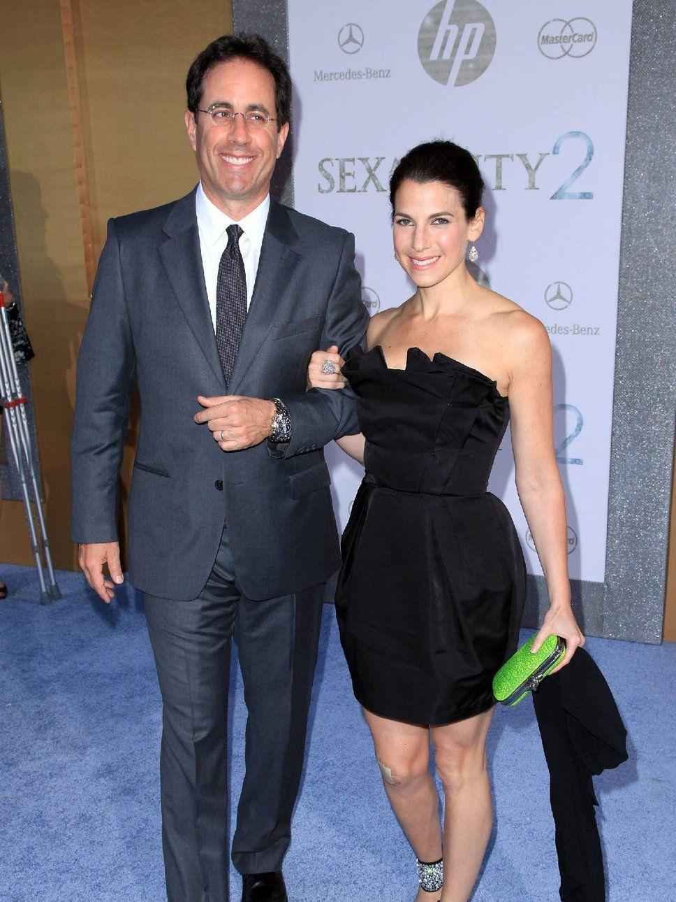 968x1290 Picture Stock Top: Jessica Seinfeld