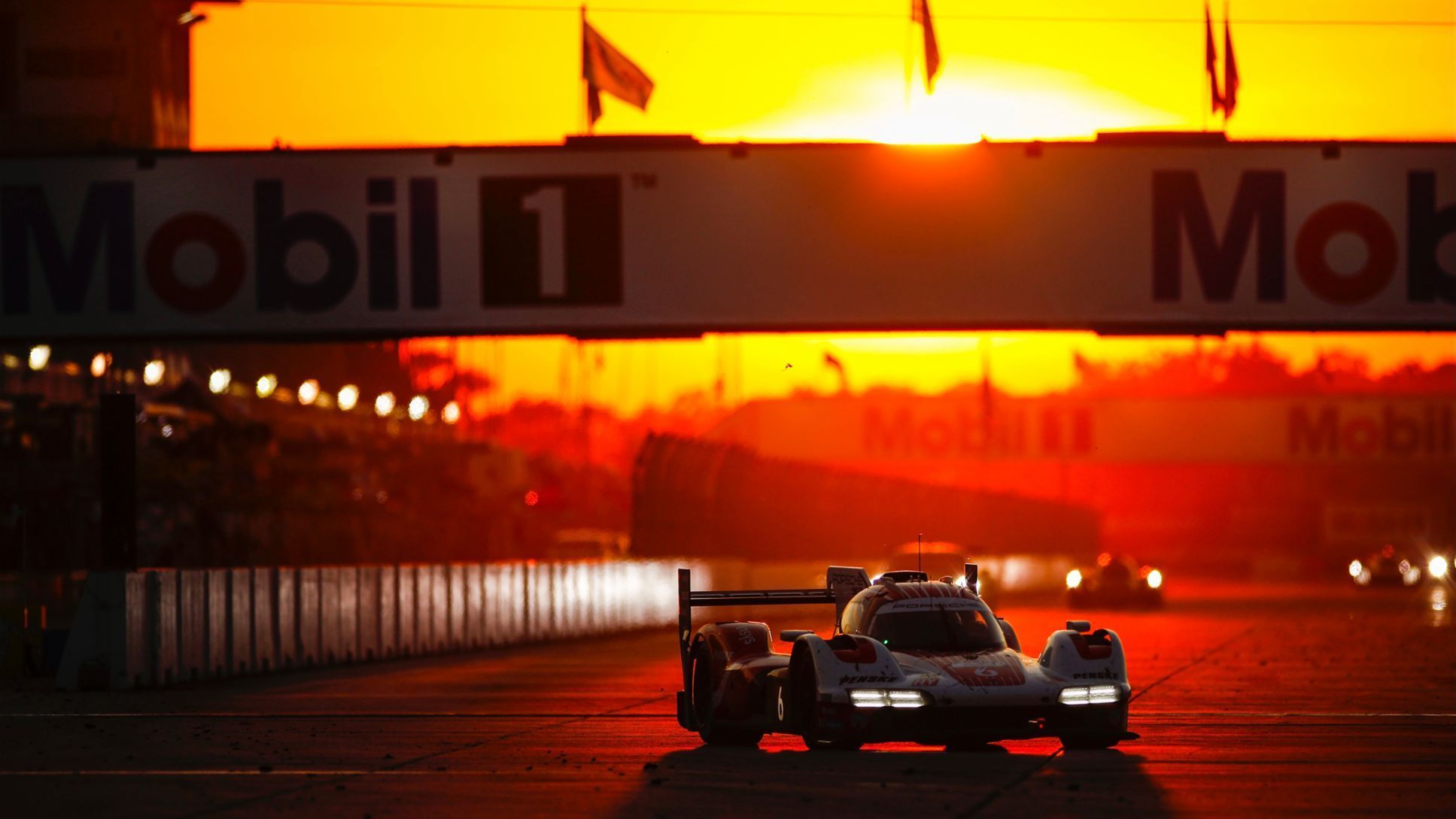 1935x1089 Porsche teams face huge challenges at the WEC season opener Newsroom USA