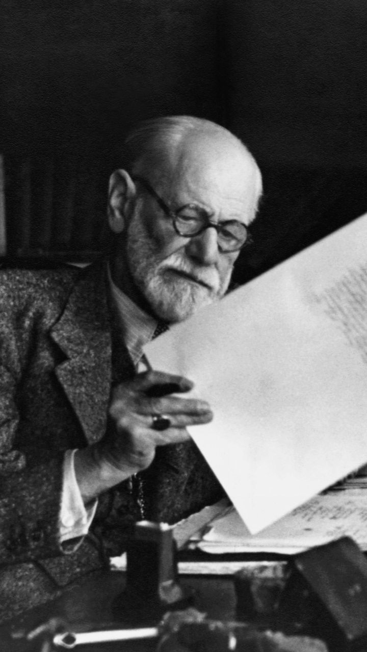 720x1280 Men Sigmund Freud, 720x1280 Phone HD Wallpaper