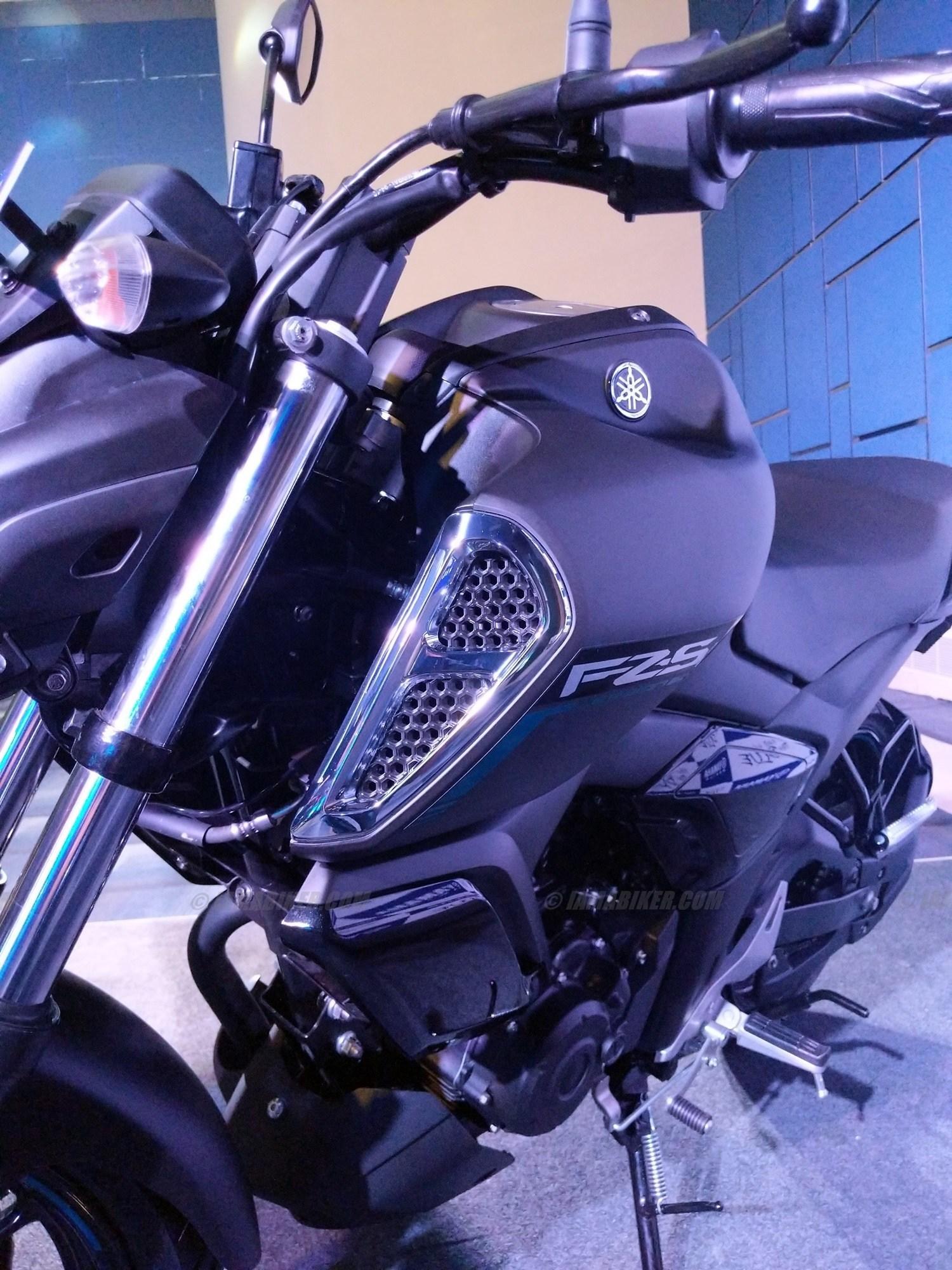 1500x2000 Yamaha FZ S V3 Wallpaper