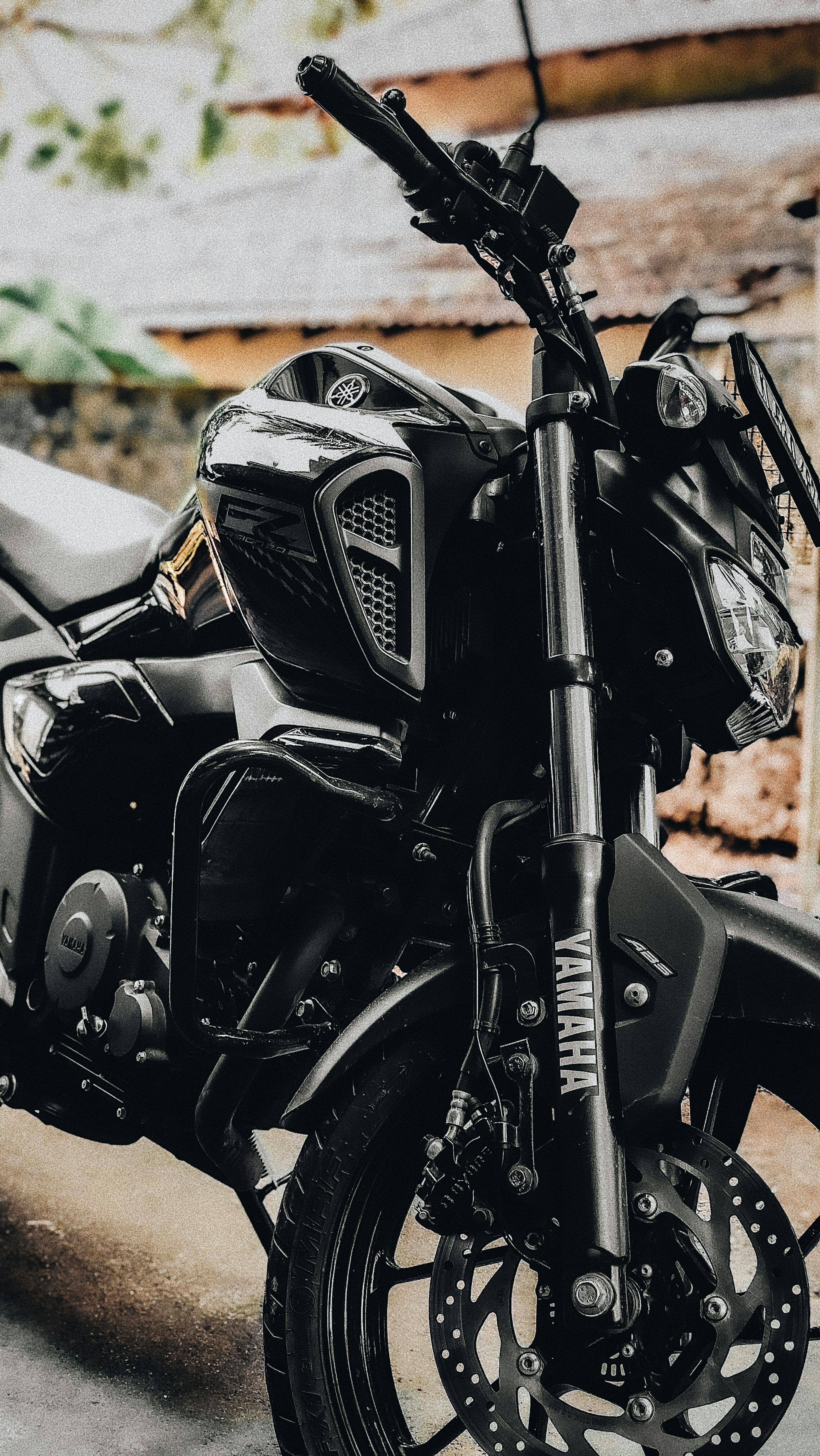 3000x5329 Black and gray motorcycle during daytime photo