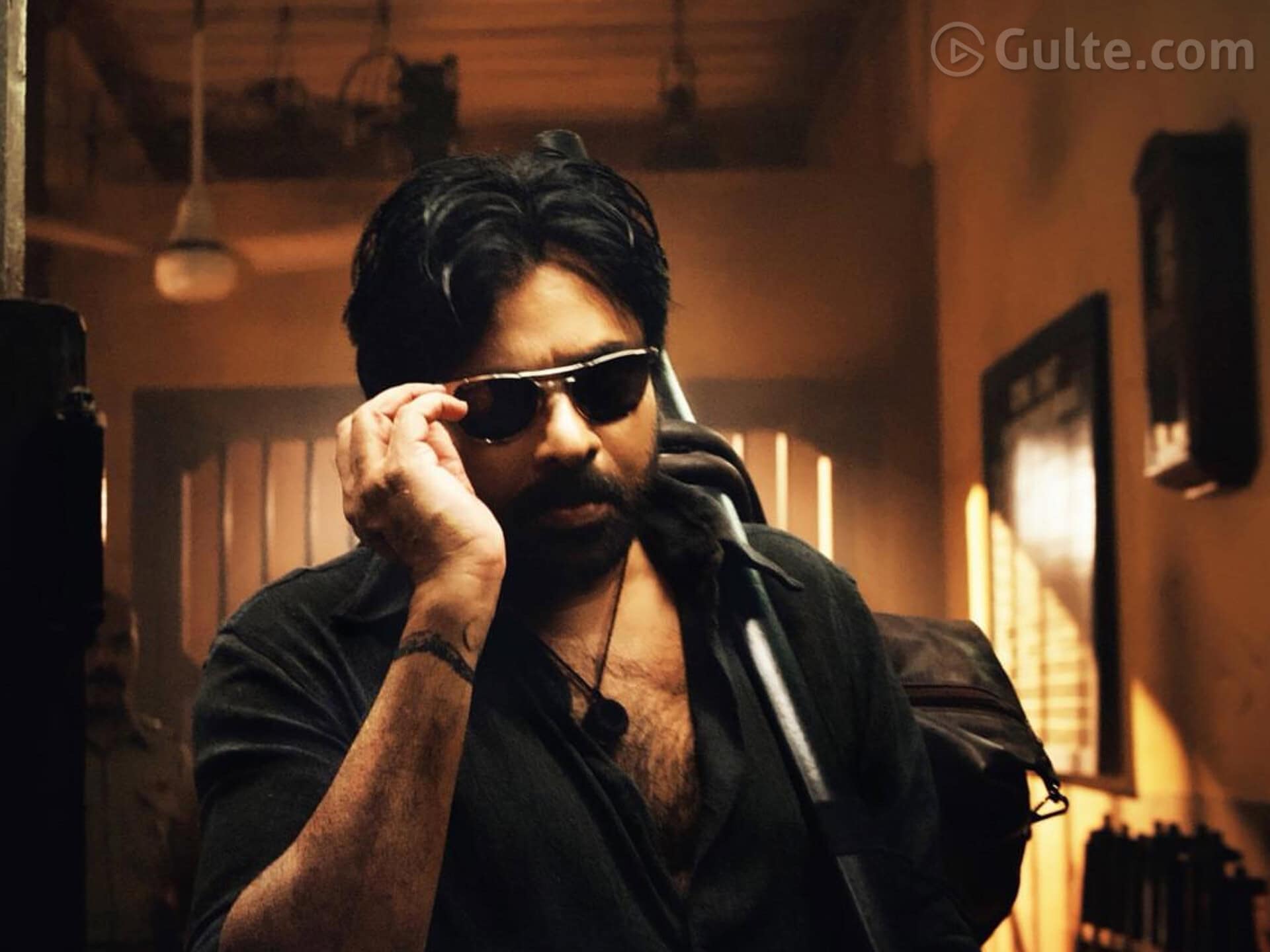 1920x1440 Pawan's Massy 'OG' Intro Scene Will Set Screen on Fire