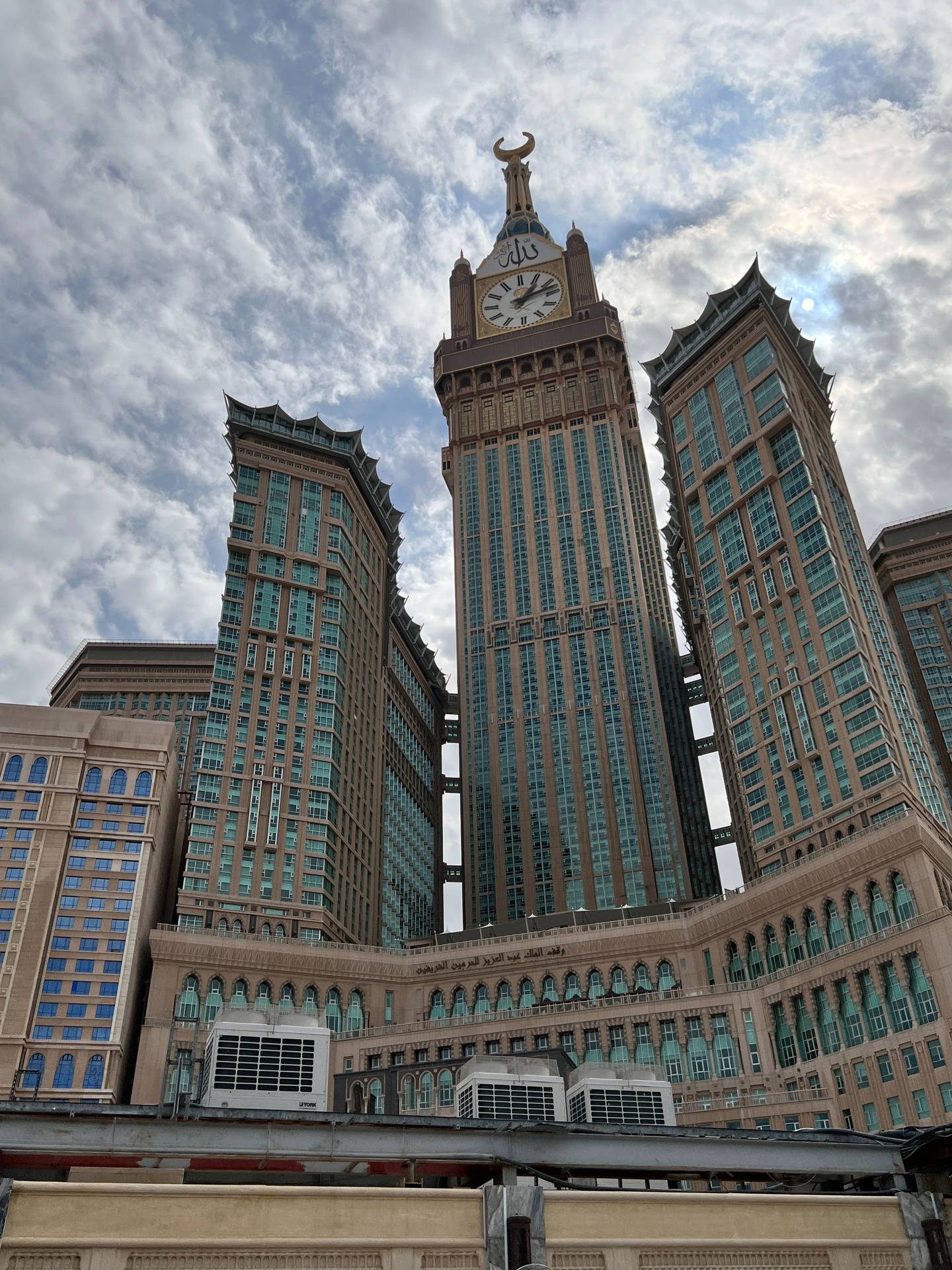1440x1920 Download Towering Clock Tower Makkah HD 4k Wallpaper